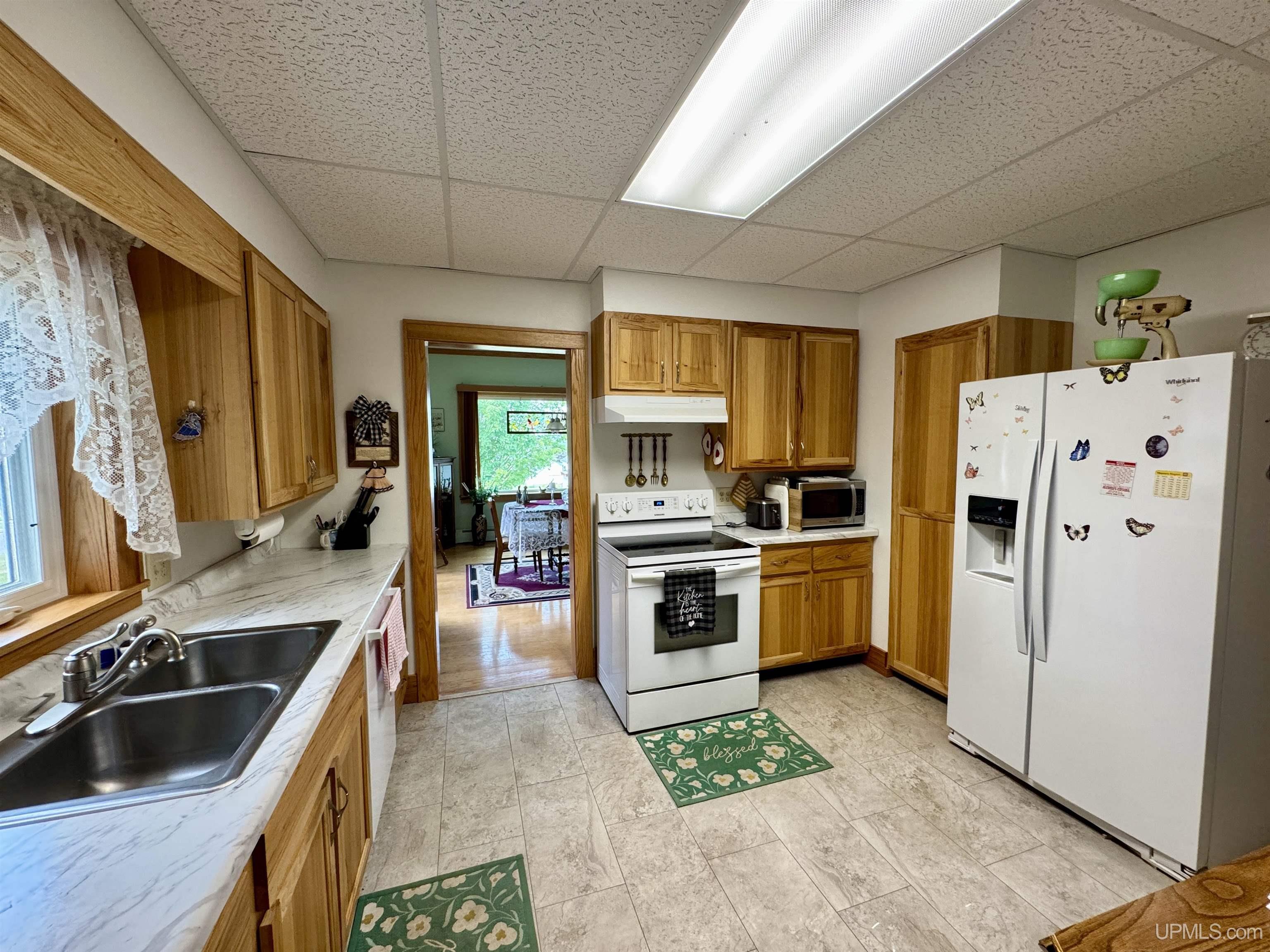 815 Erie Avenue Property Photo 2