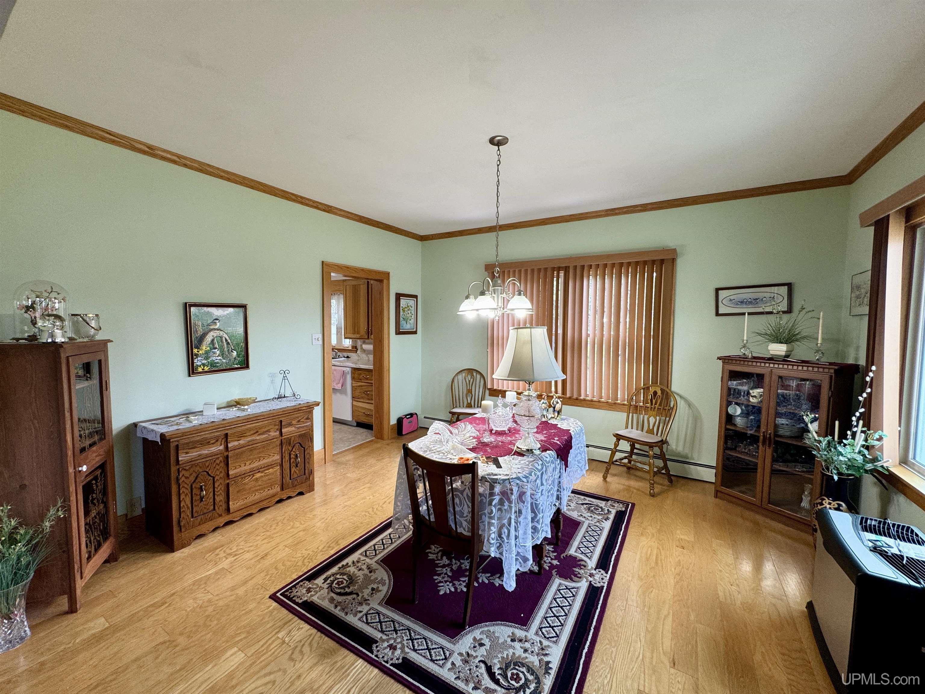 815 Erie Avenue Property Photo 5