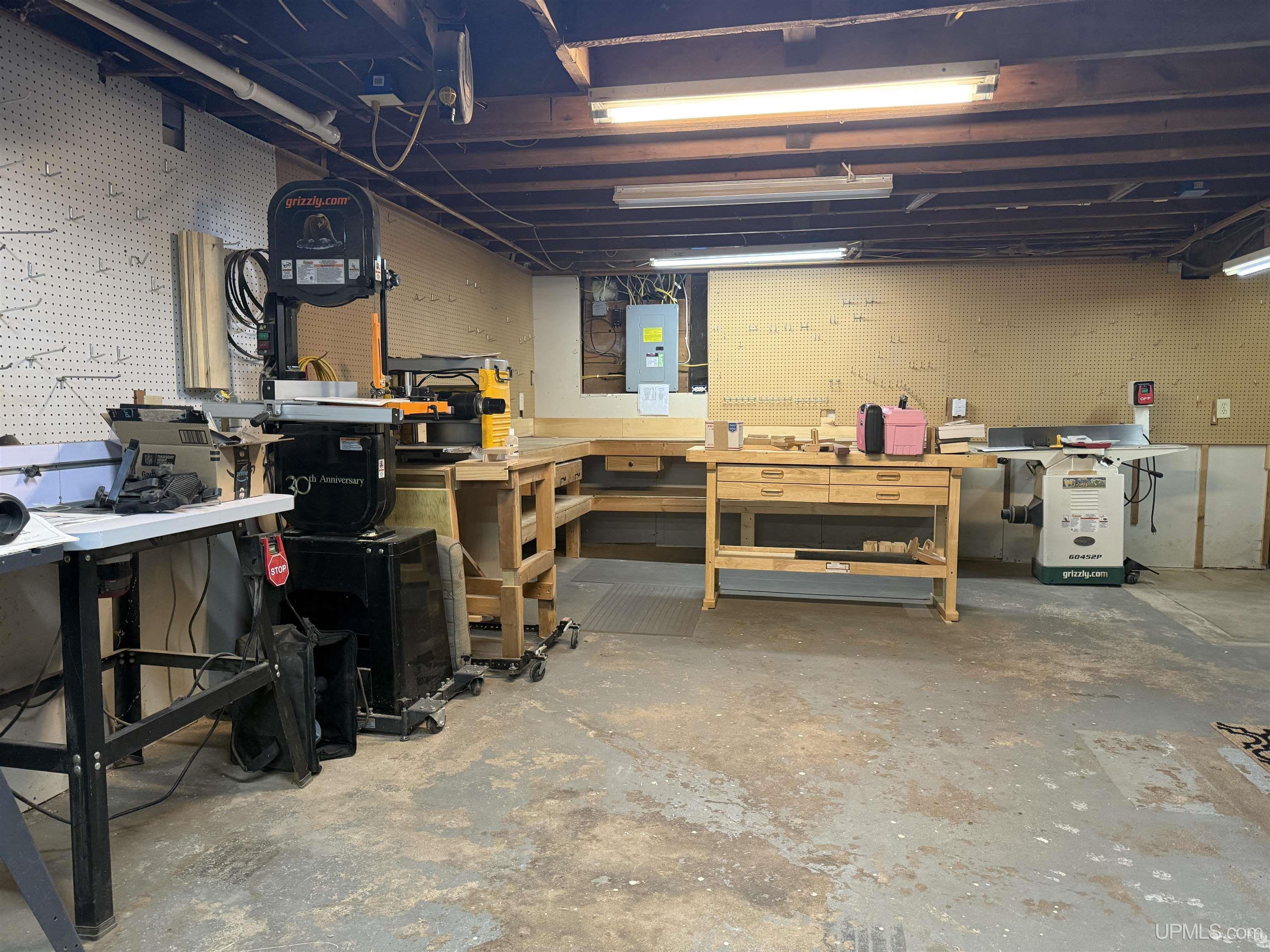 815 Erie Avenue Property Photo 21