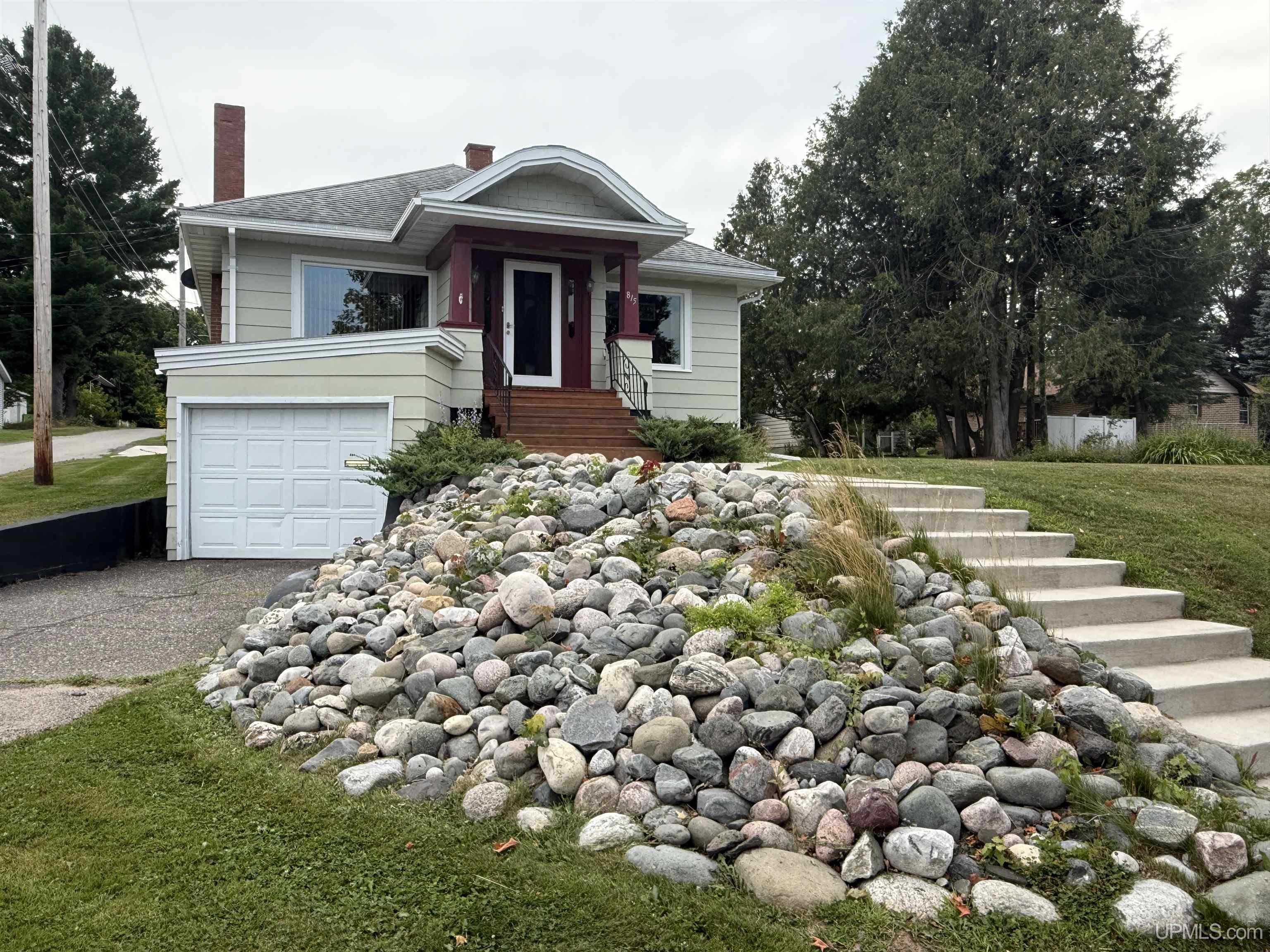815 Erie Avenue Property Photo 31