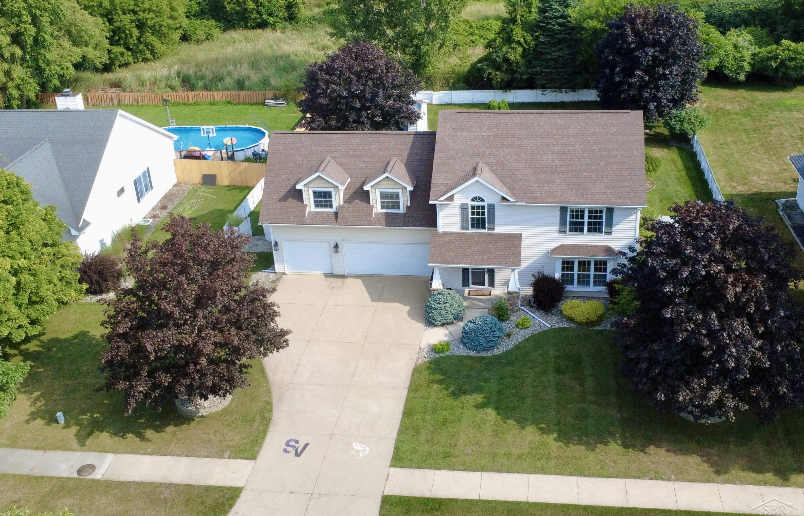 8876 Valleyview Court