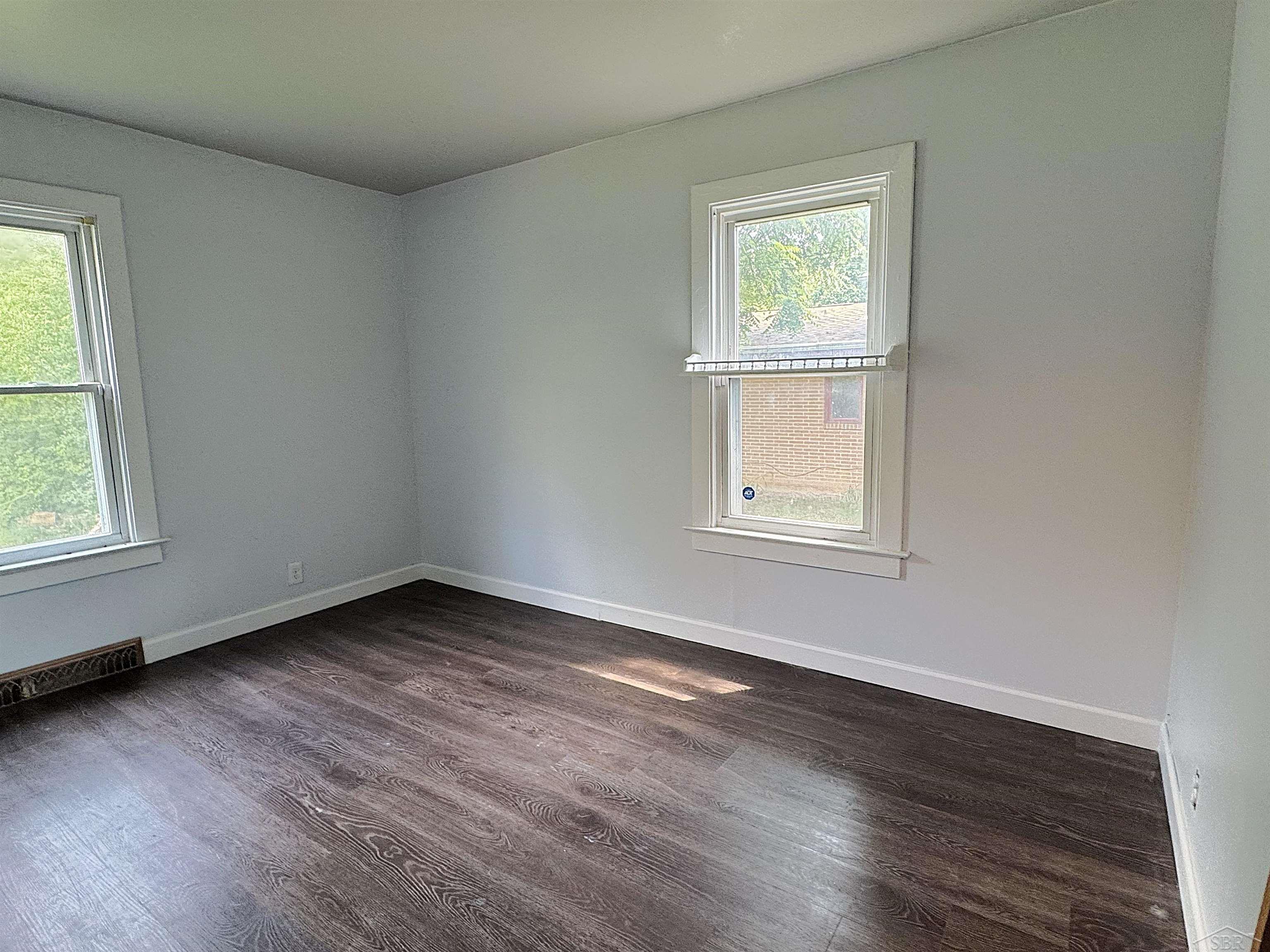 3895 S Washington Road Property Photo 23