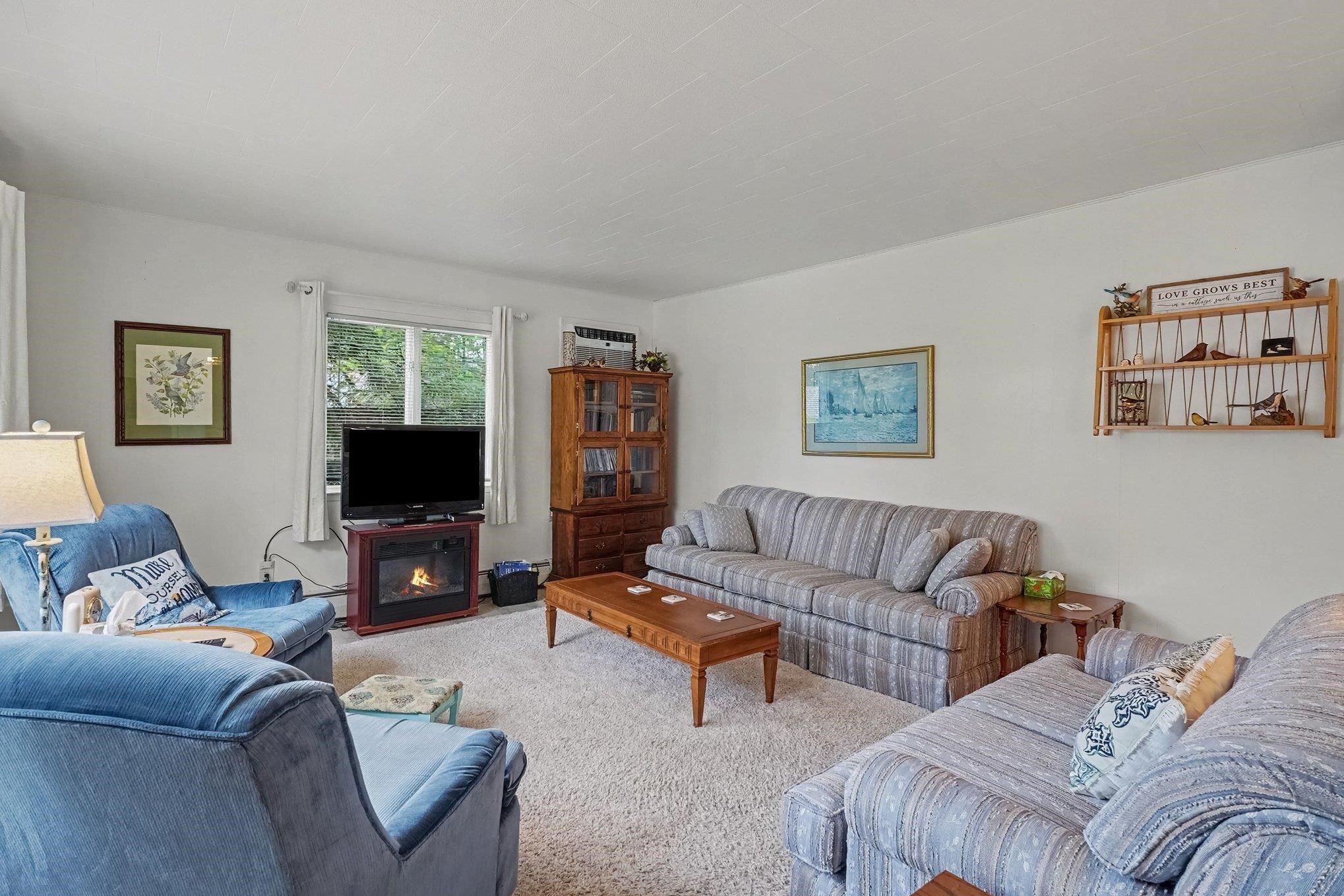 8180 Trails End Road Property Photo 10
