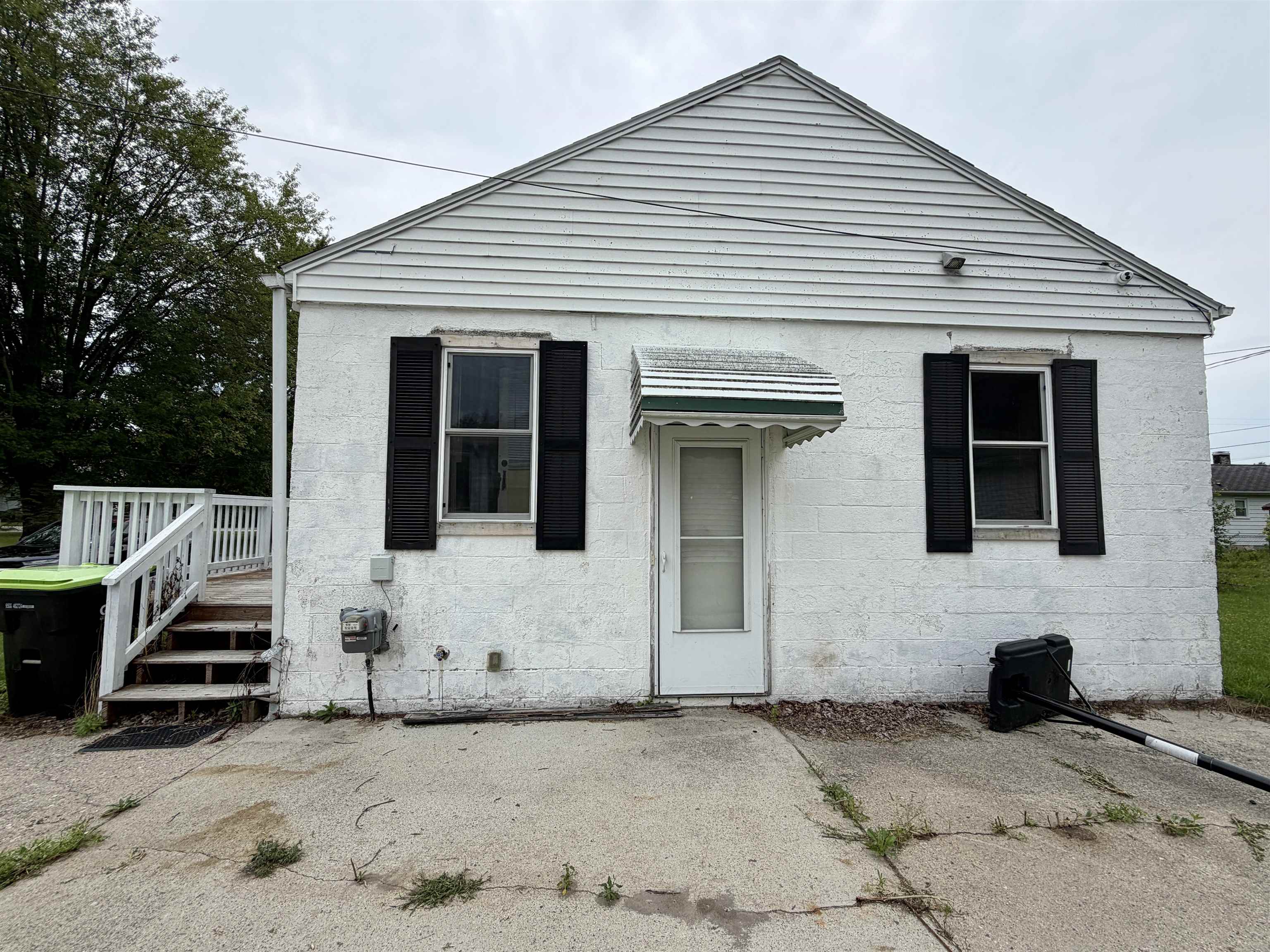111 6th Street Property Photo 2