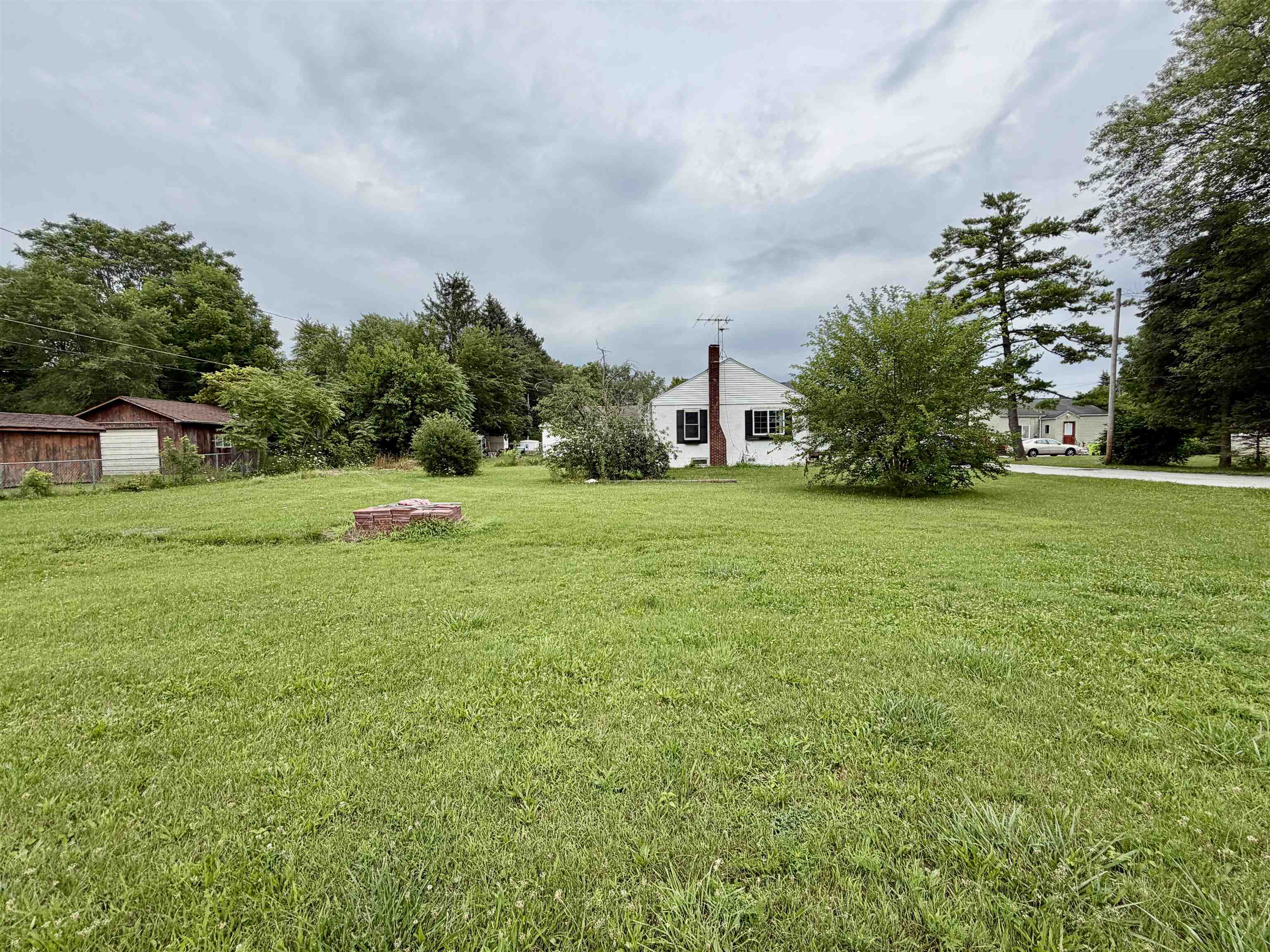111 6th Street Property Photo 16