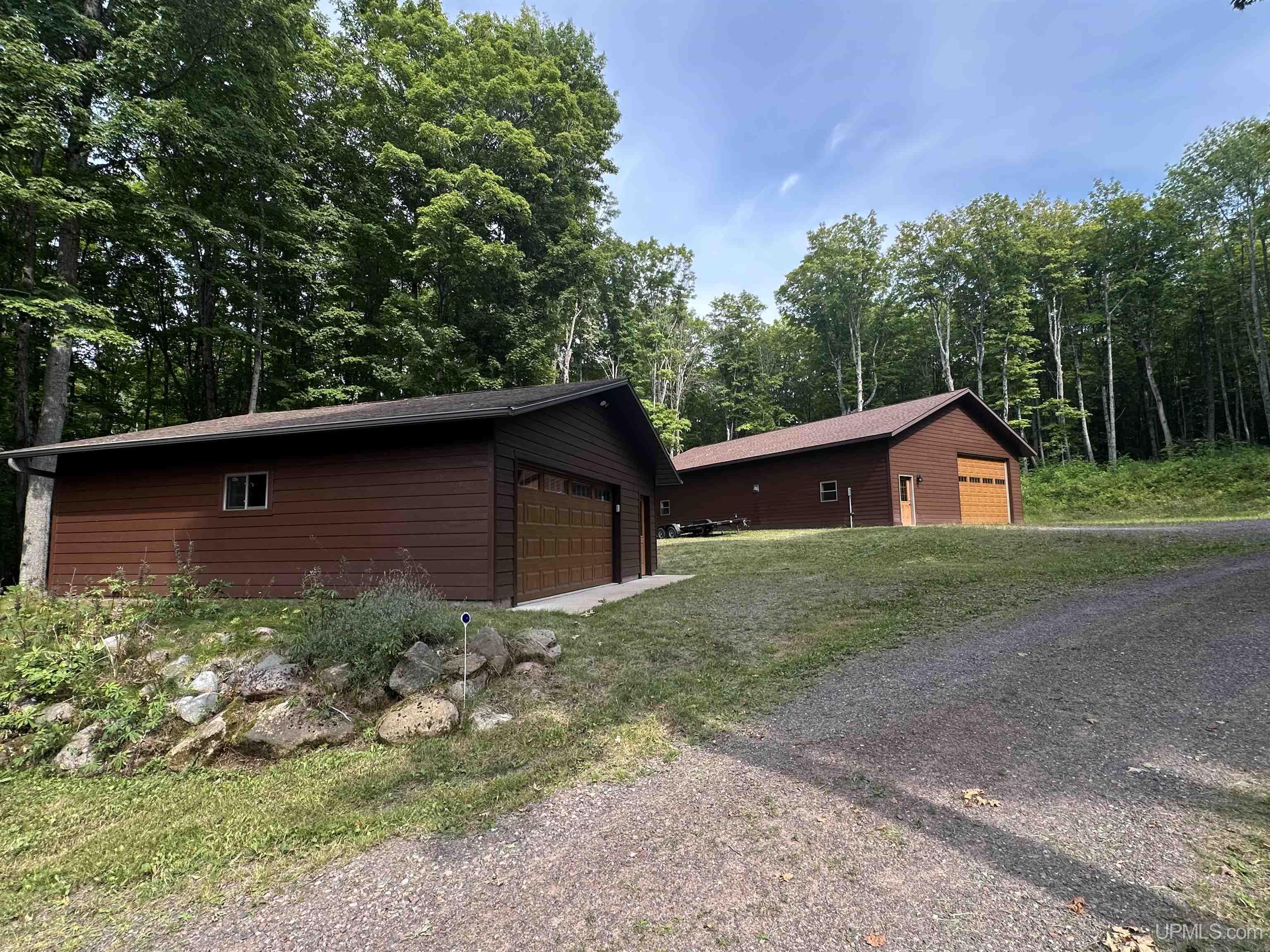 8997 N East Shore Road Property Photo 6