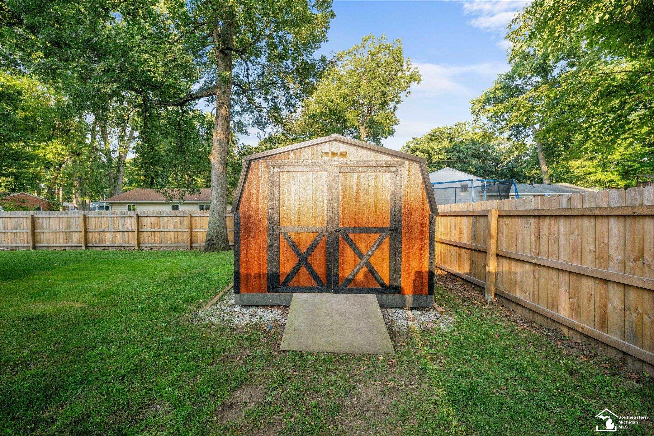 7710 Fir Drive Property Photo 33