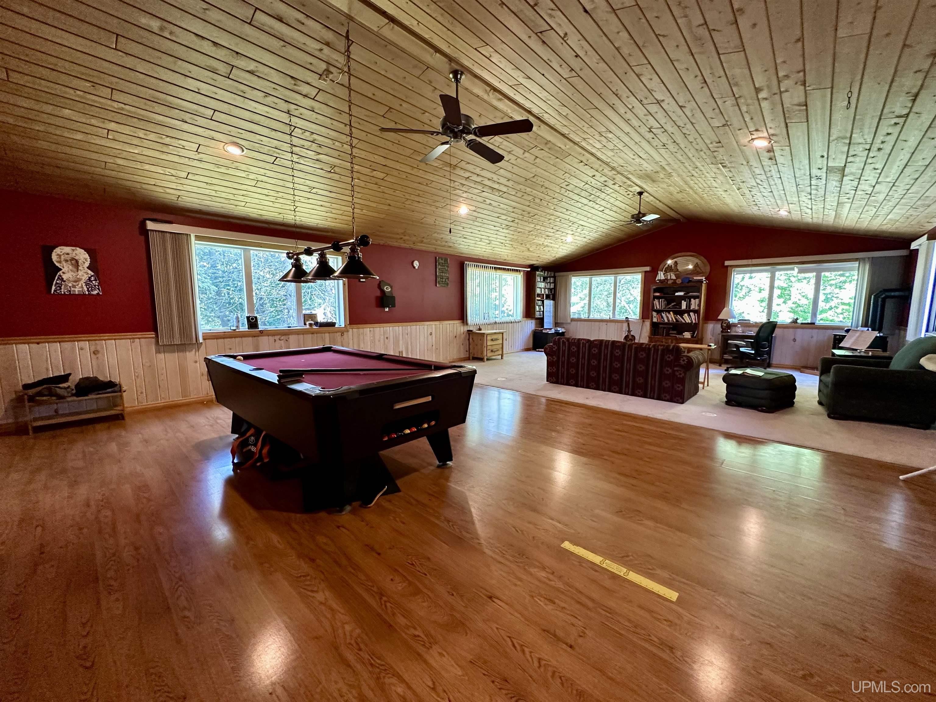 1114 Willow Road Property Photo 8