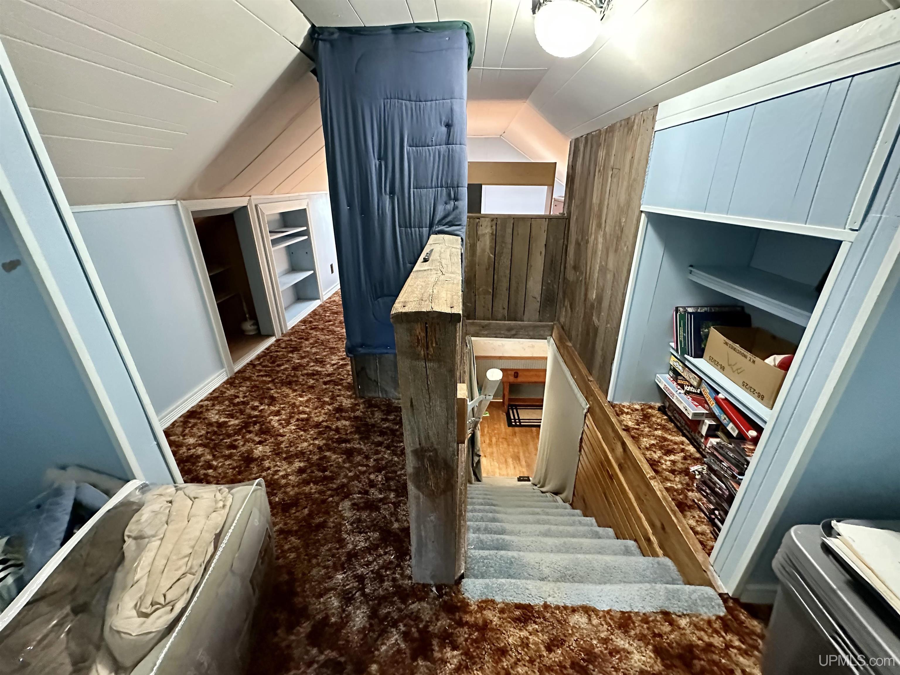 1114 Willow Road Property Photo 14