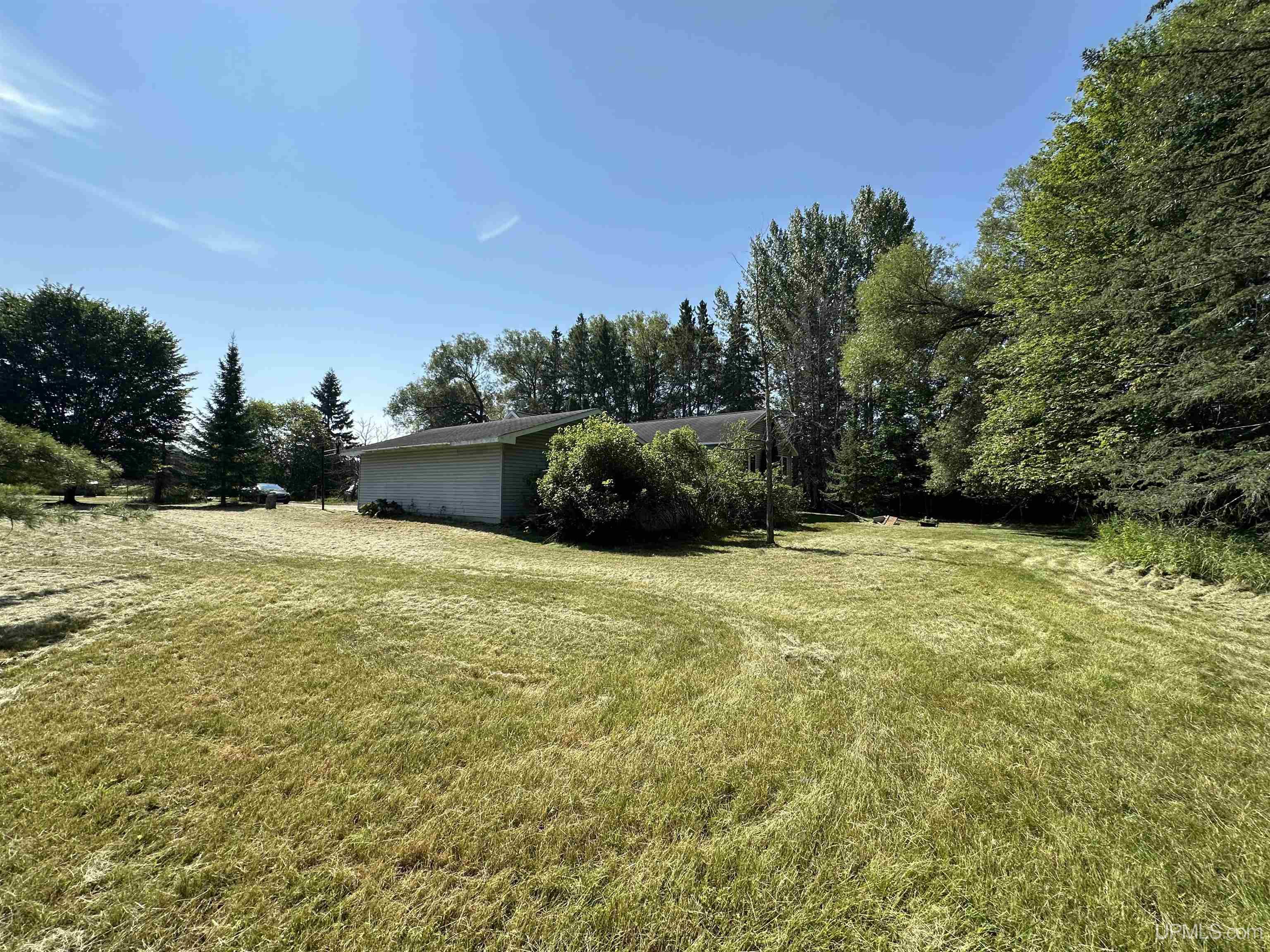 1114 Willow Road Property Photo 21