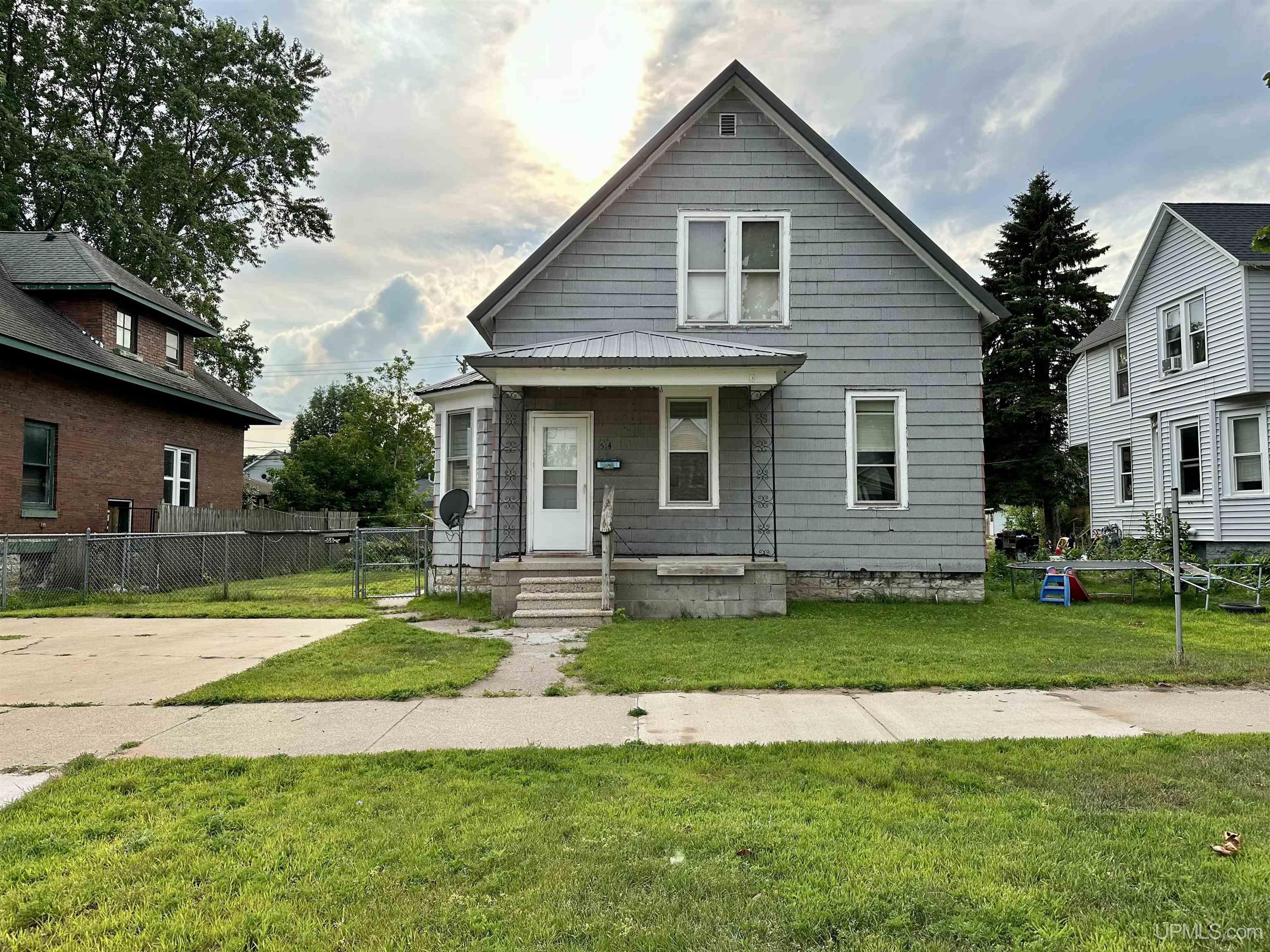514-516 S 15th Street Property Photo 1