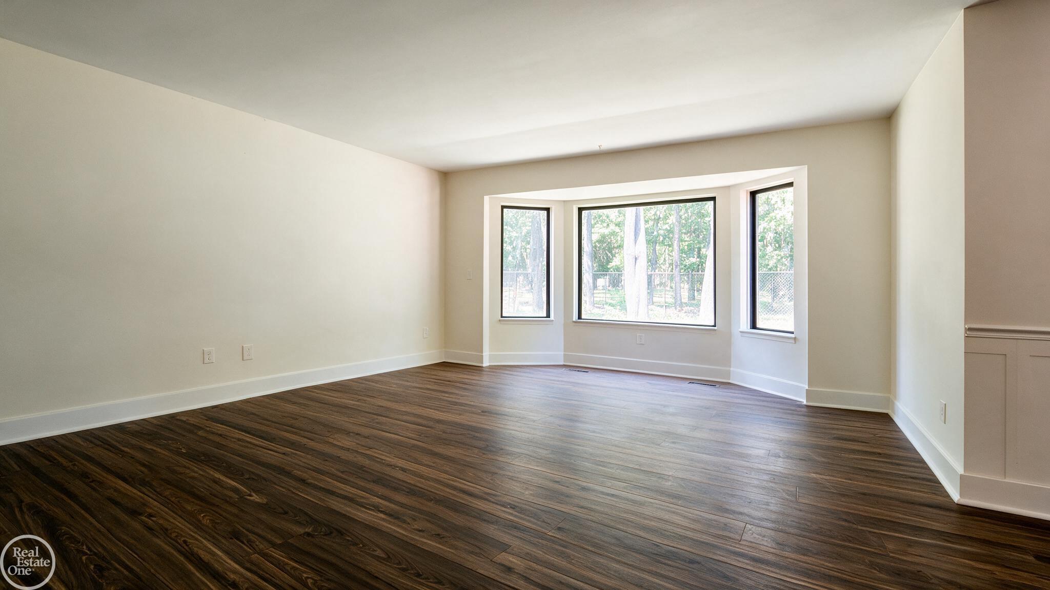 11343 Common Road Property Photo 5