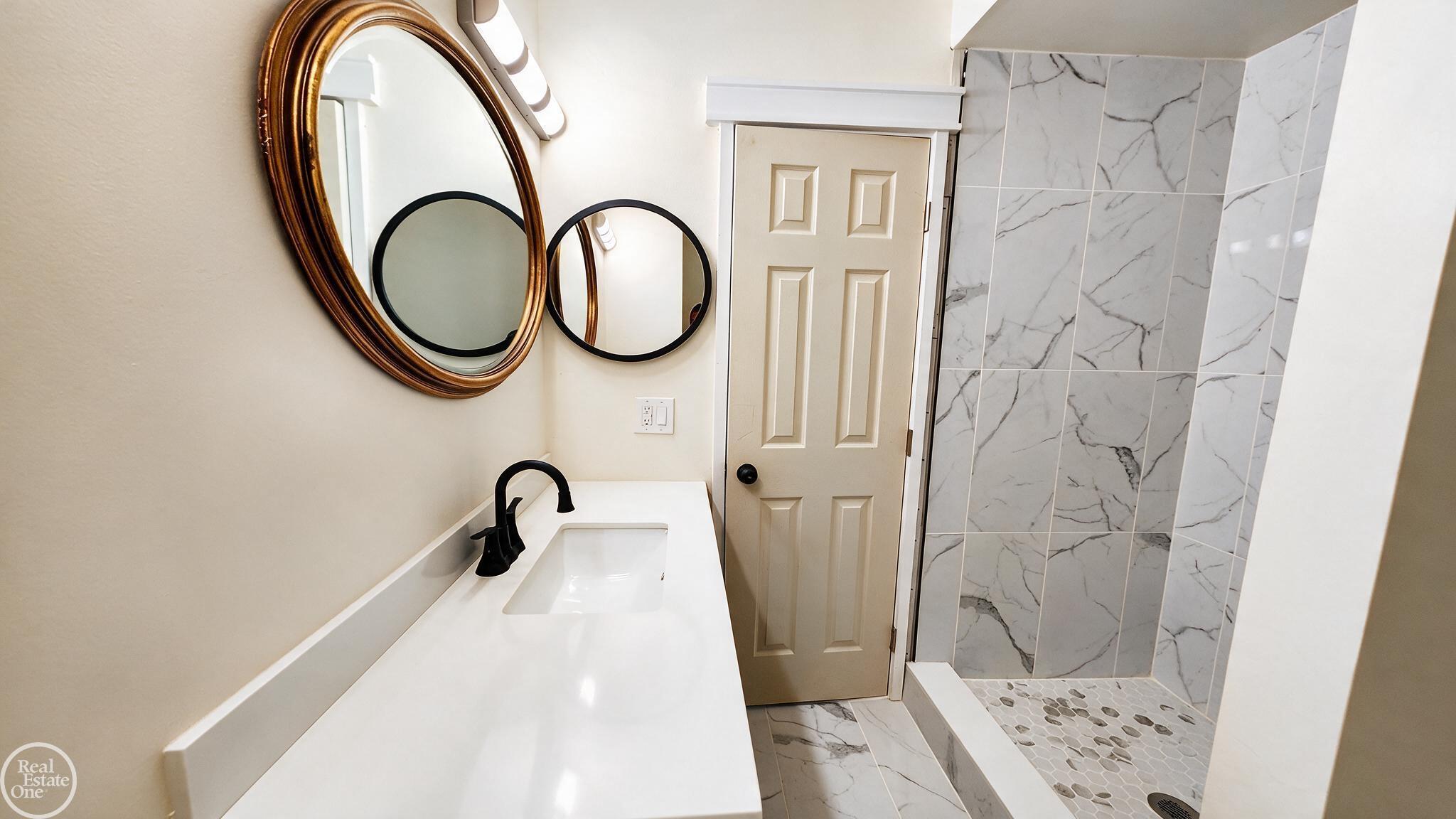 11343 Common Road Property Photo 17