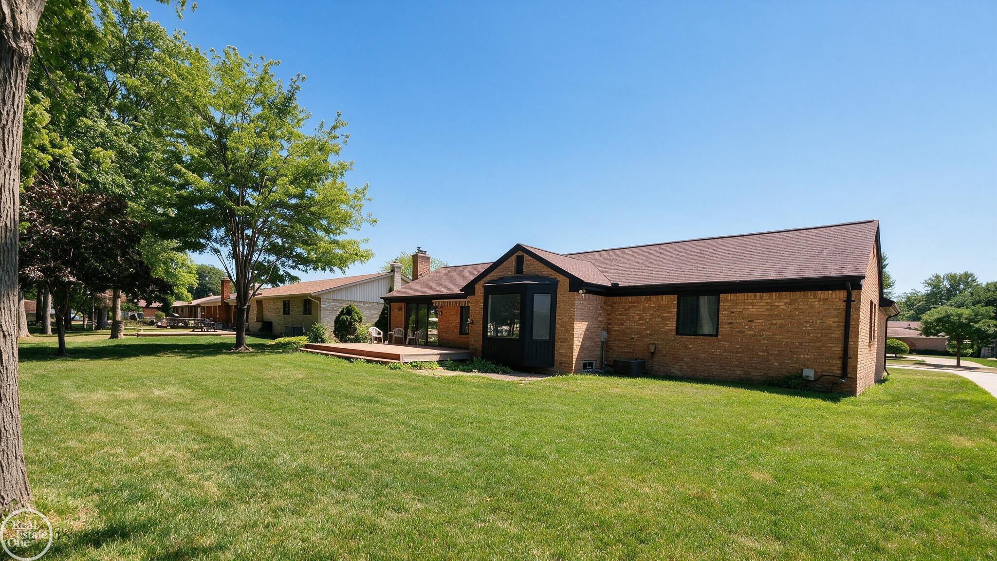 11343 Common Road Property Photo 20