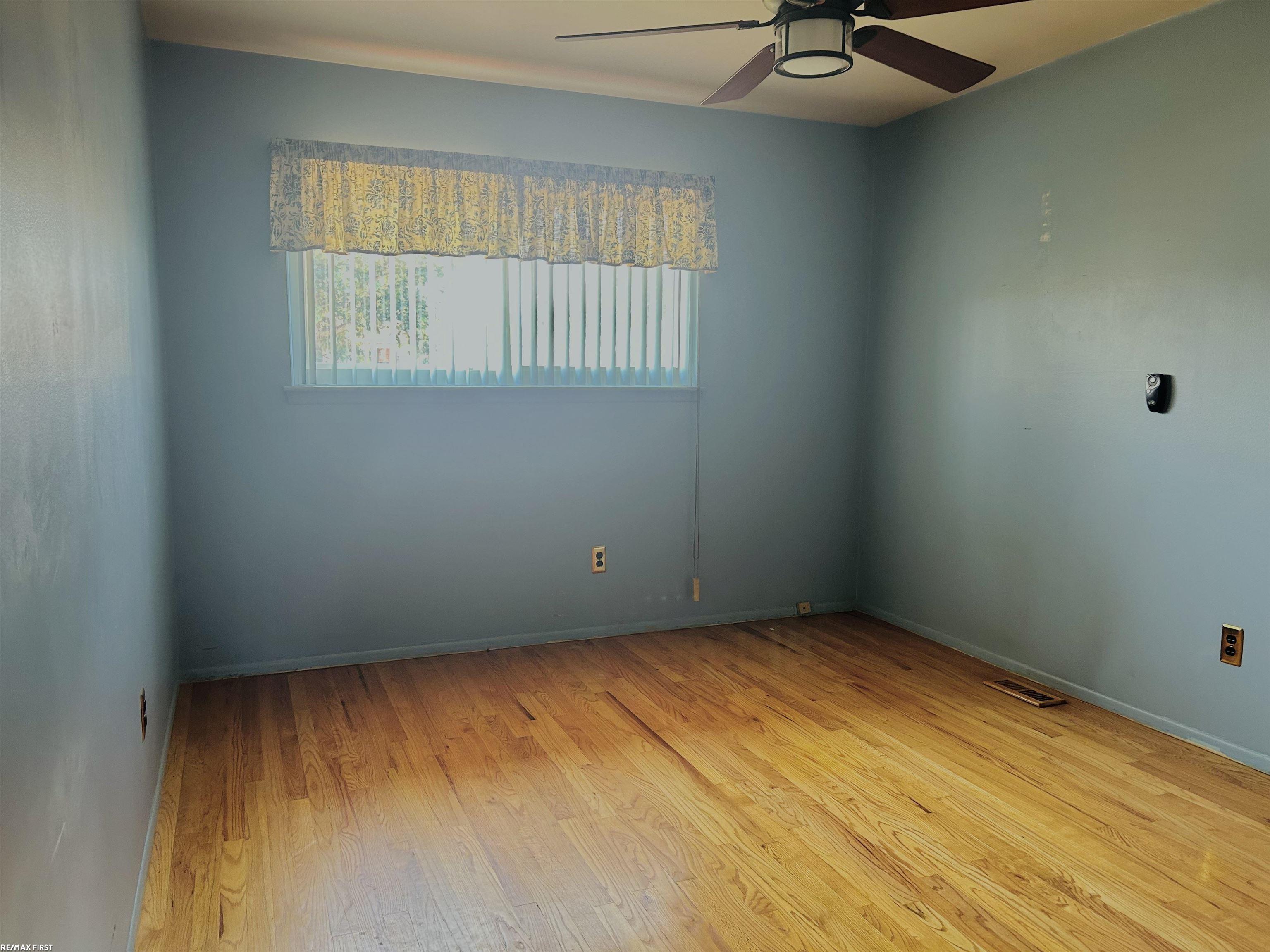 14057 Edison Street Property Photo 14