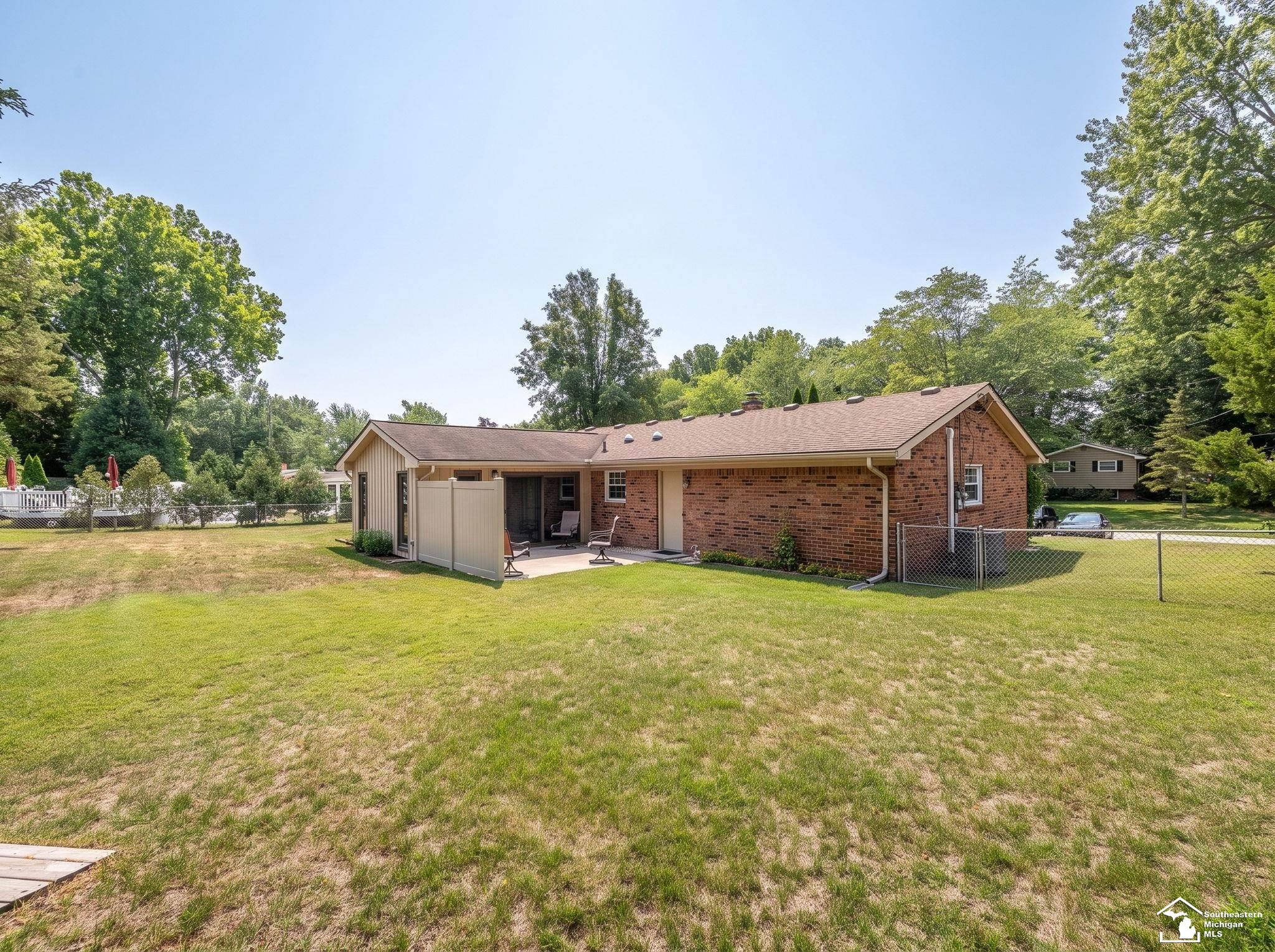 7524 Tarra Drive Property Photo 27