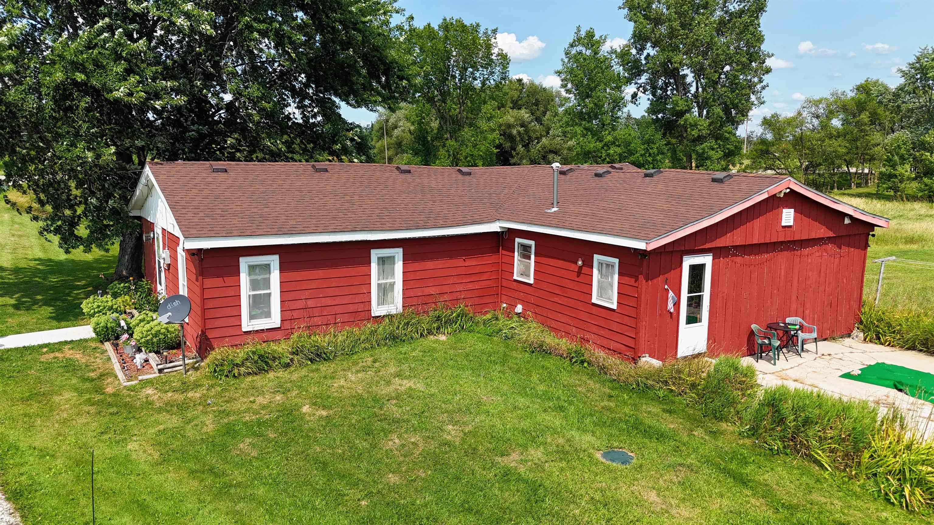 4230 E M 55 Property Photo 2