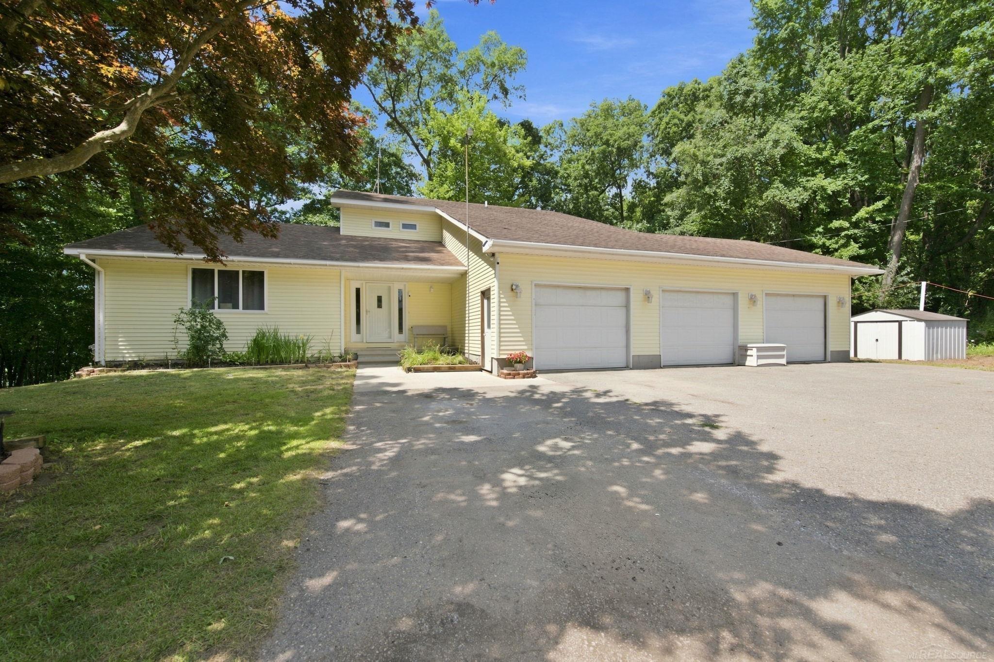 11490 Ely Road Property Photo 1