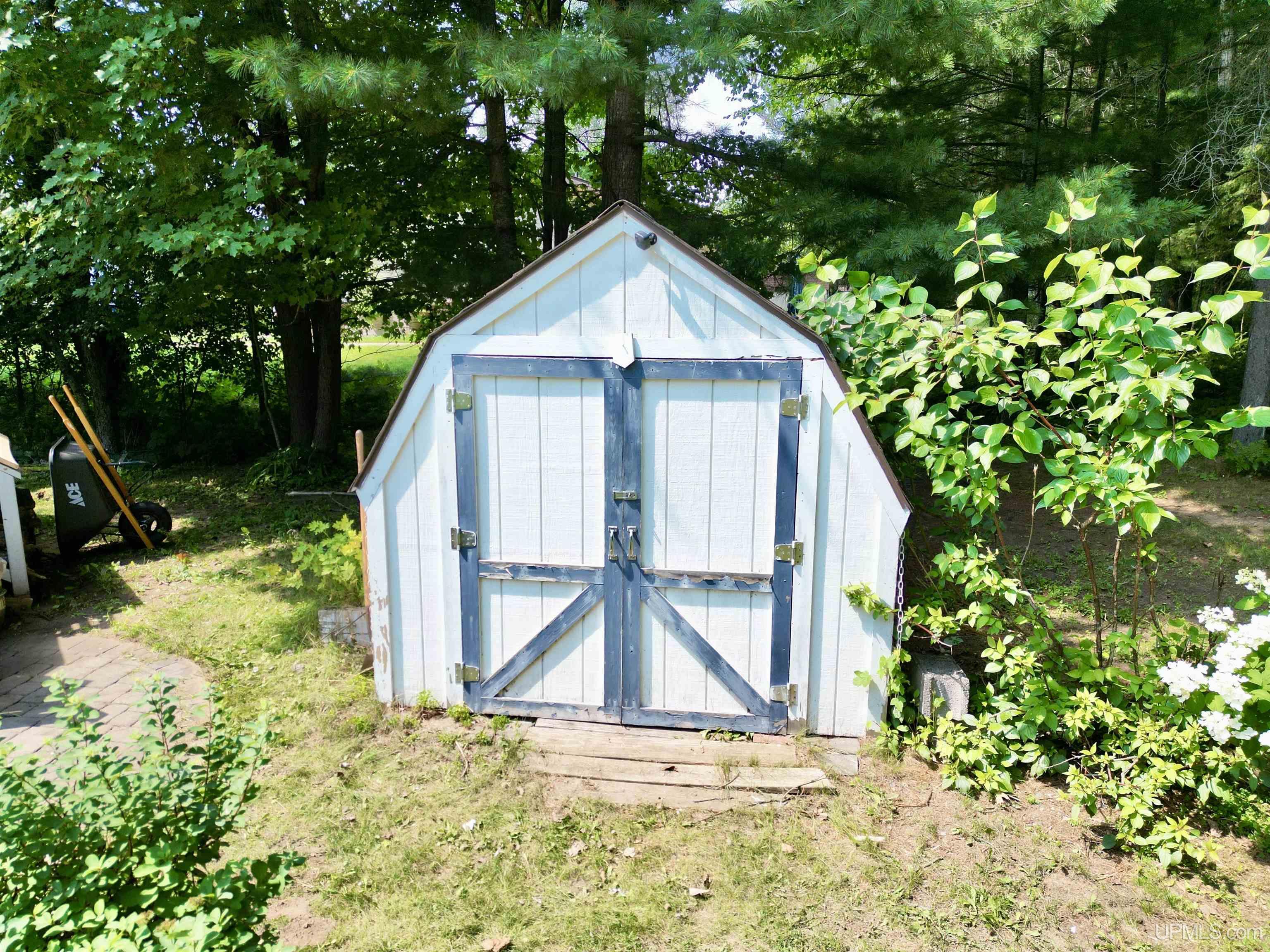 1550 Cypress Street Property Photo 75