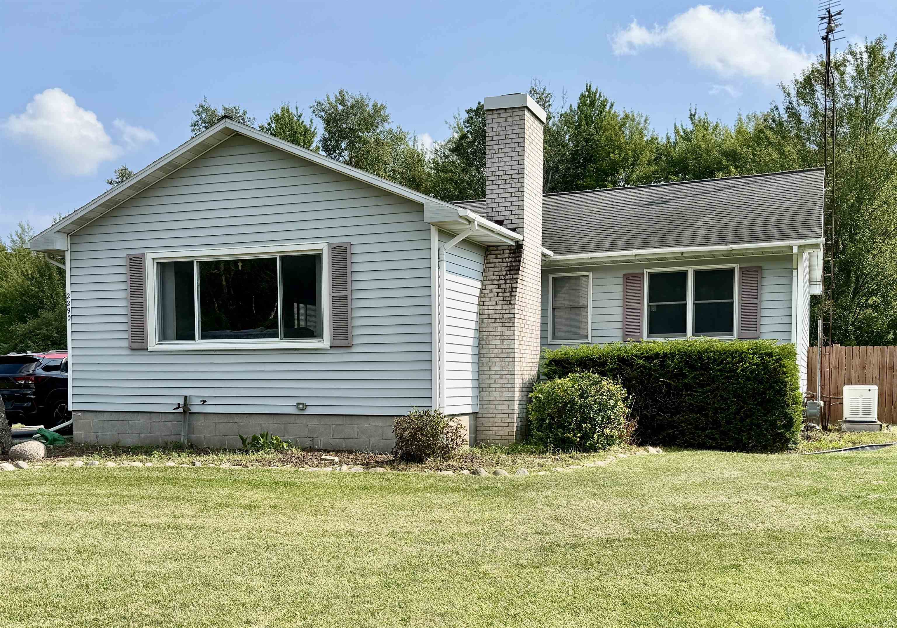 2290 E Cody Estey Road Property Photo 1