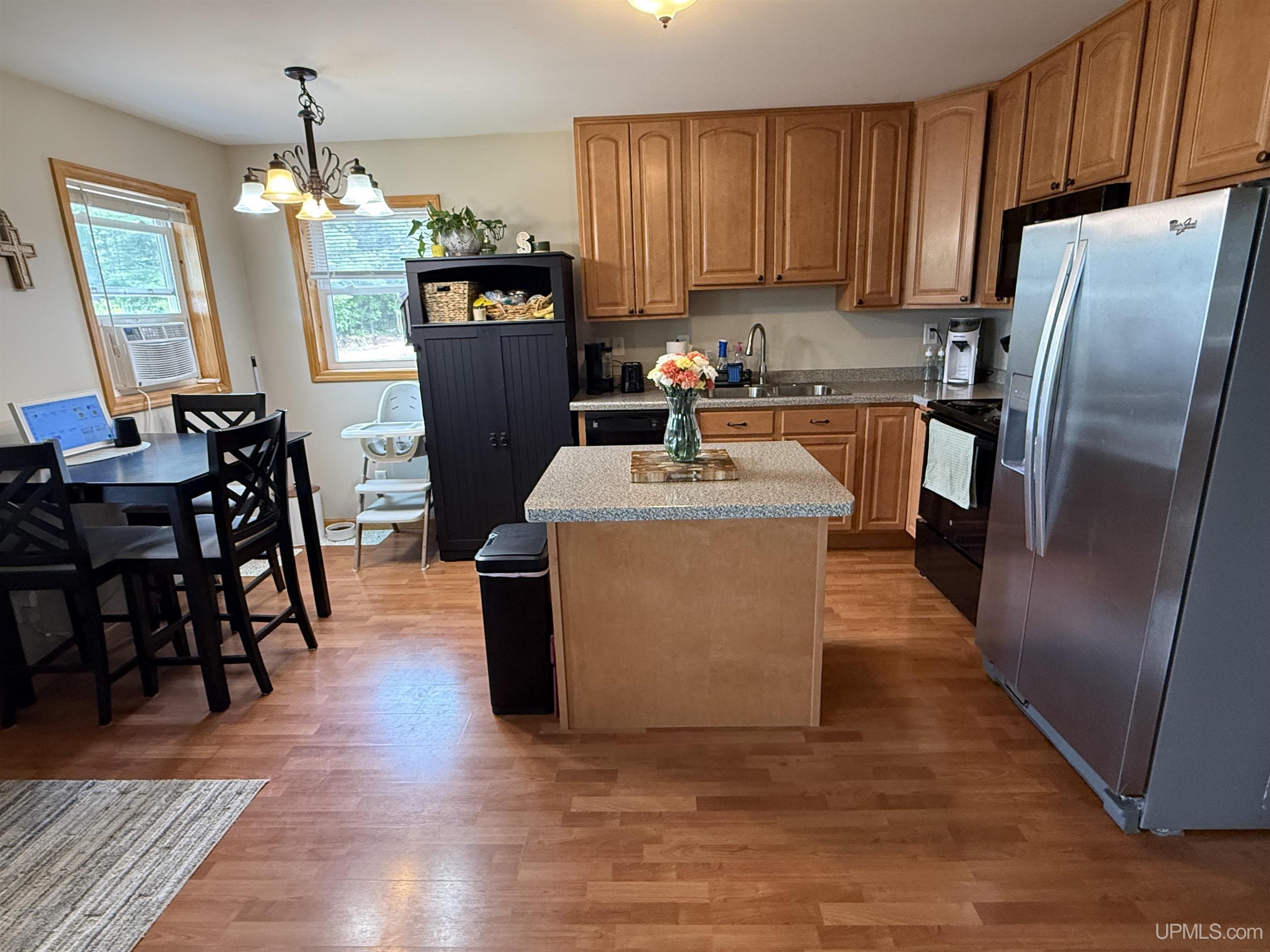 17203 Franklin Loop Property Photo 12
