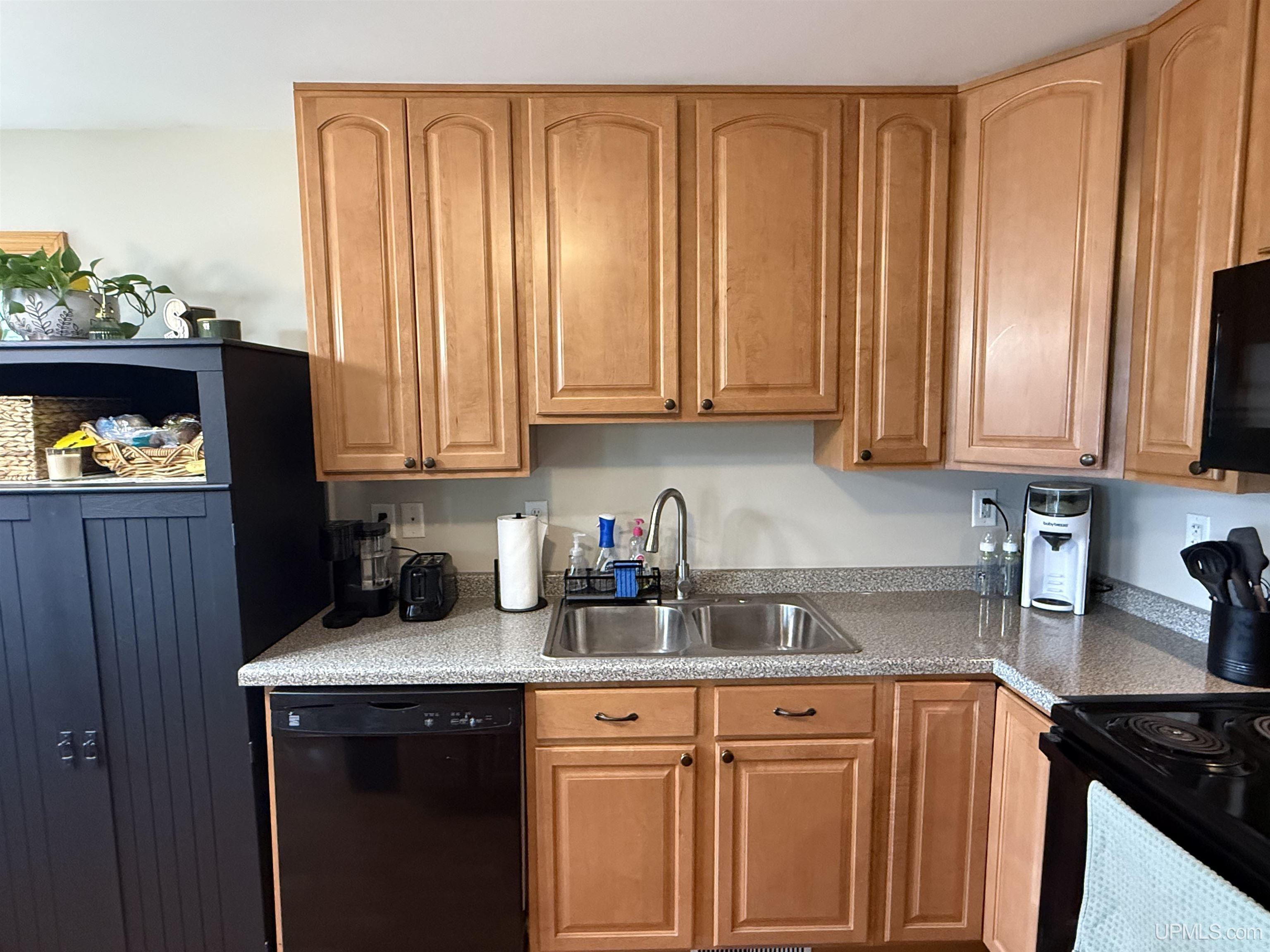 17203 Franklin Loop Property Photo 14