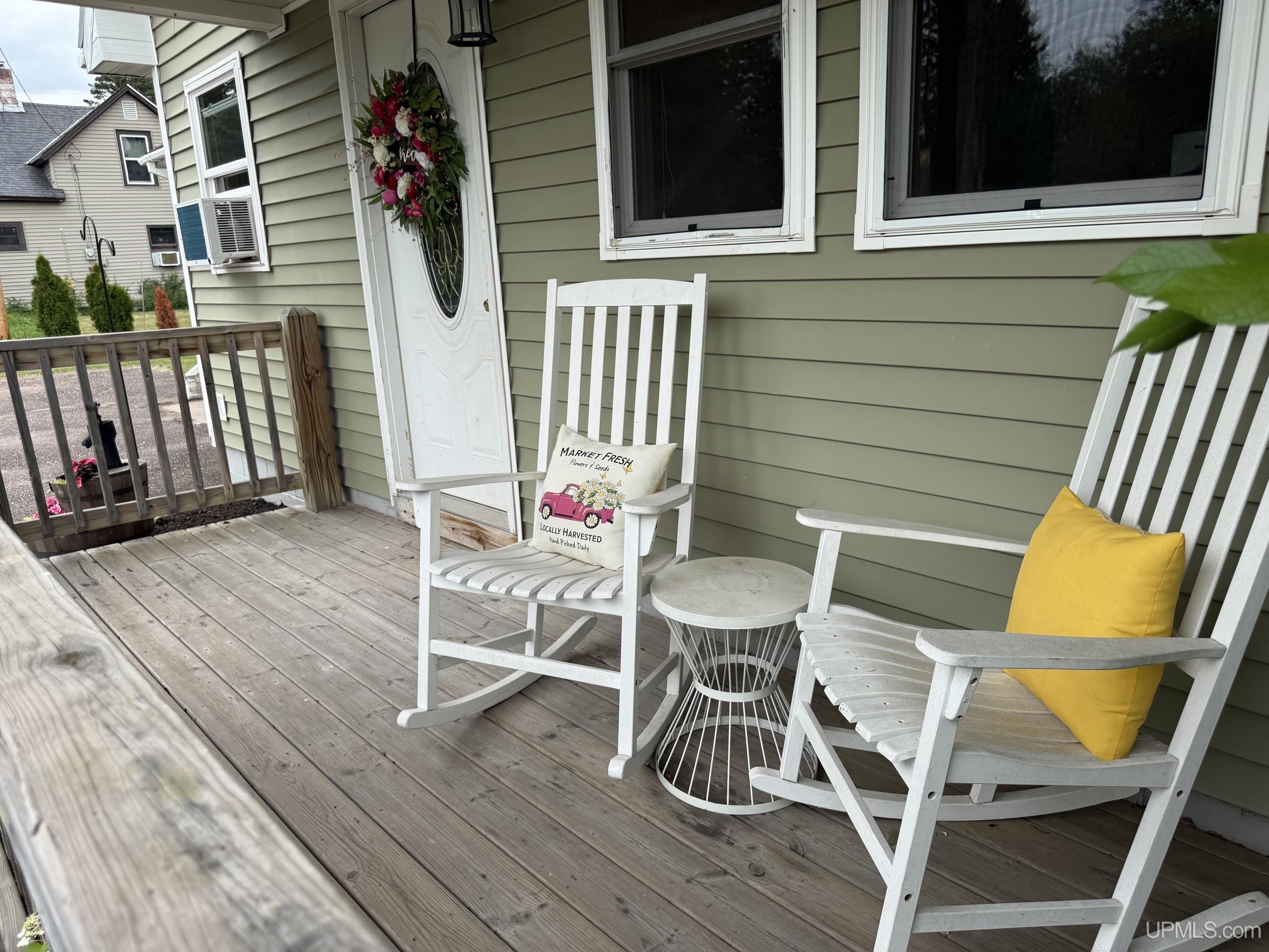 17203 Franklin Loop Property Photo 34