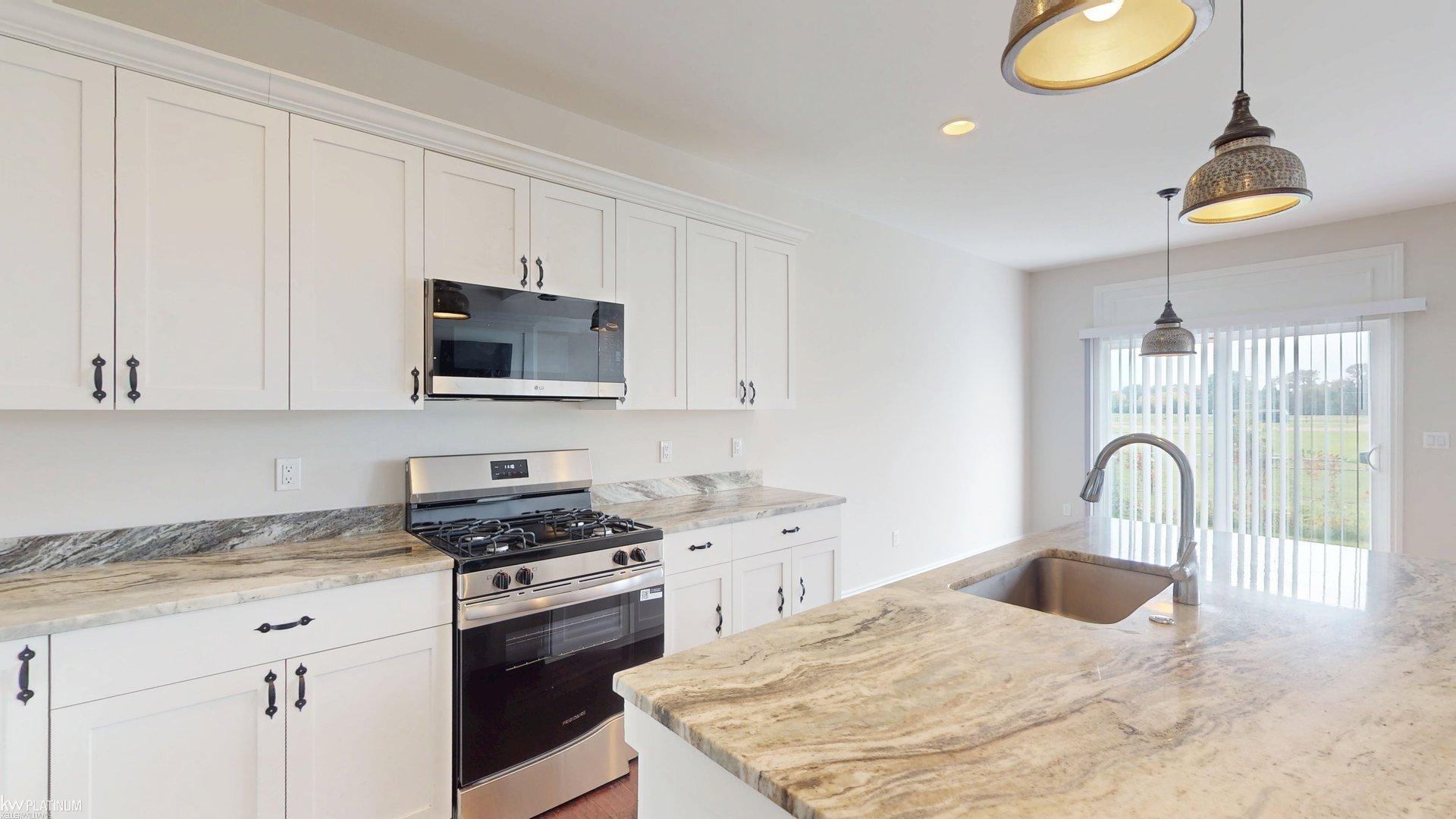 15300 Eton Pointe Drive Property Photo 11