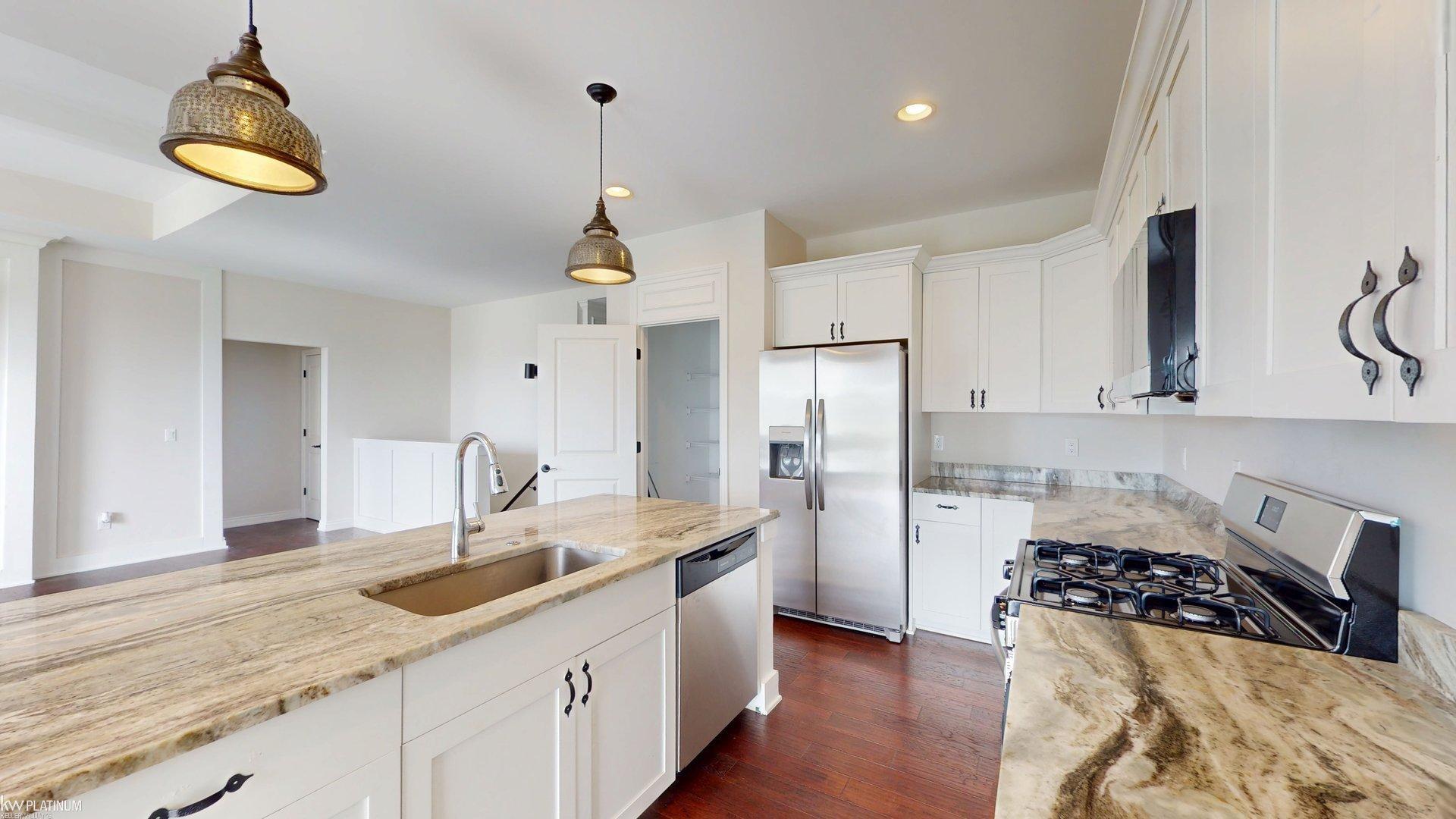 15300 Eton Pointe Drive Property Photo 12