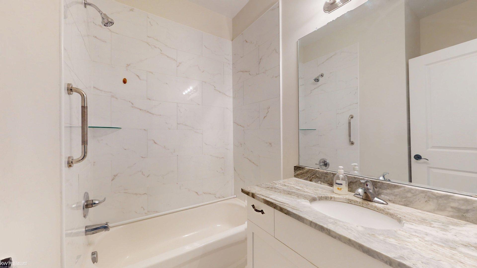 15300 Eton Pointe Drive Property Photo 27