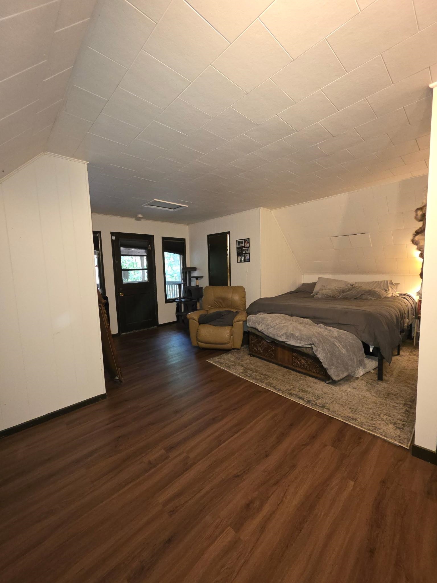 4740 Oak Run Road Property Photo 14