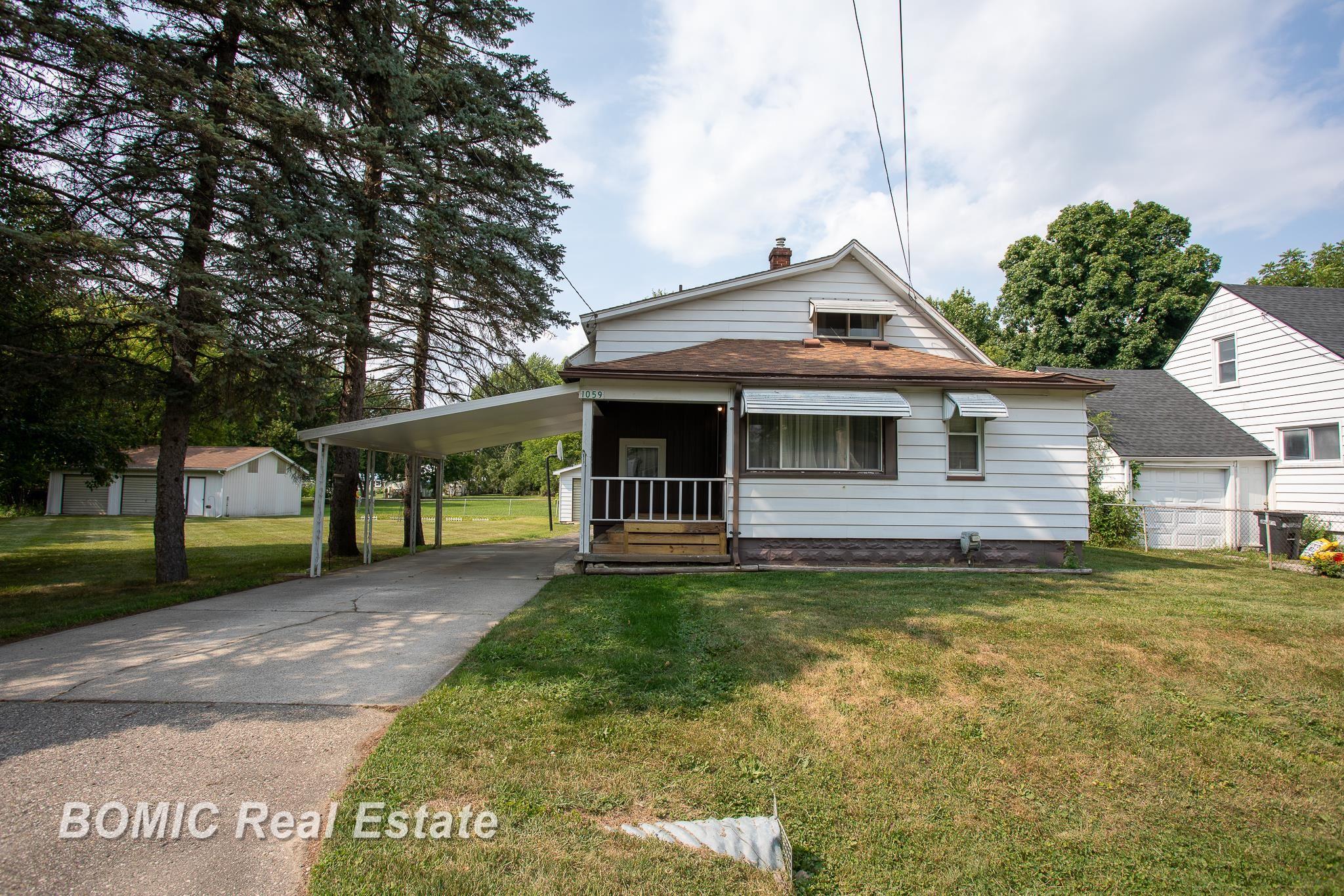 1059 Haven Street Property Photo 1