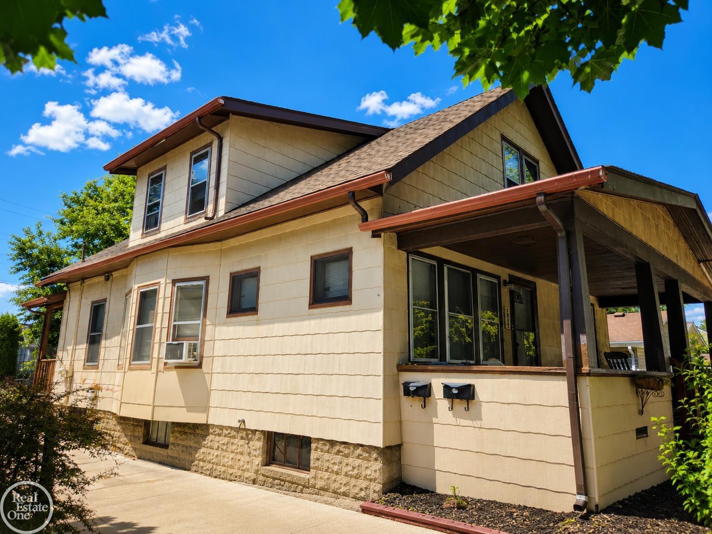 1949 Leitch Road Property Photo 2