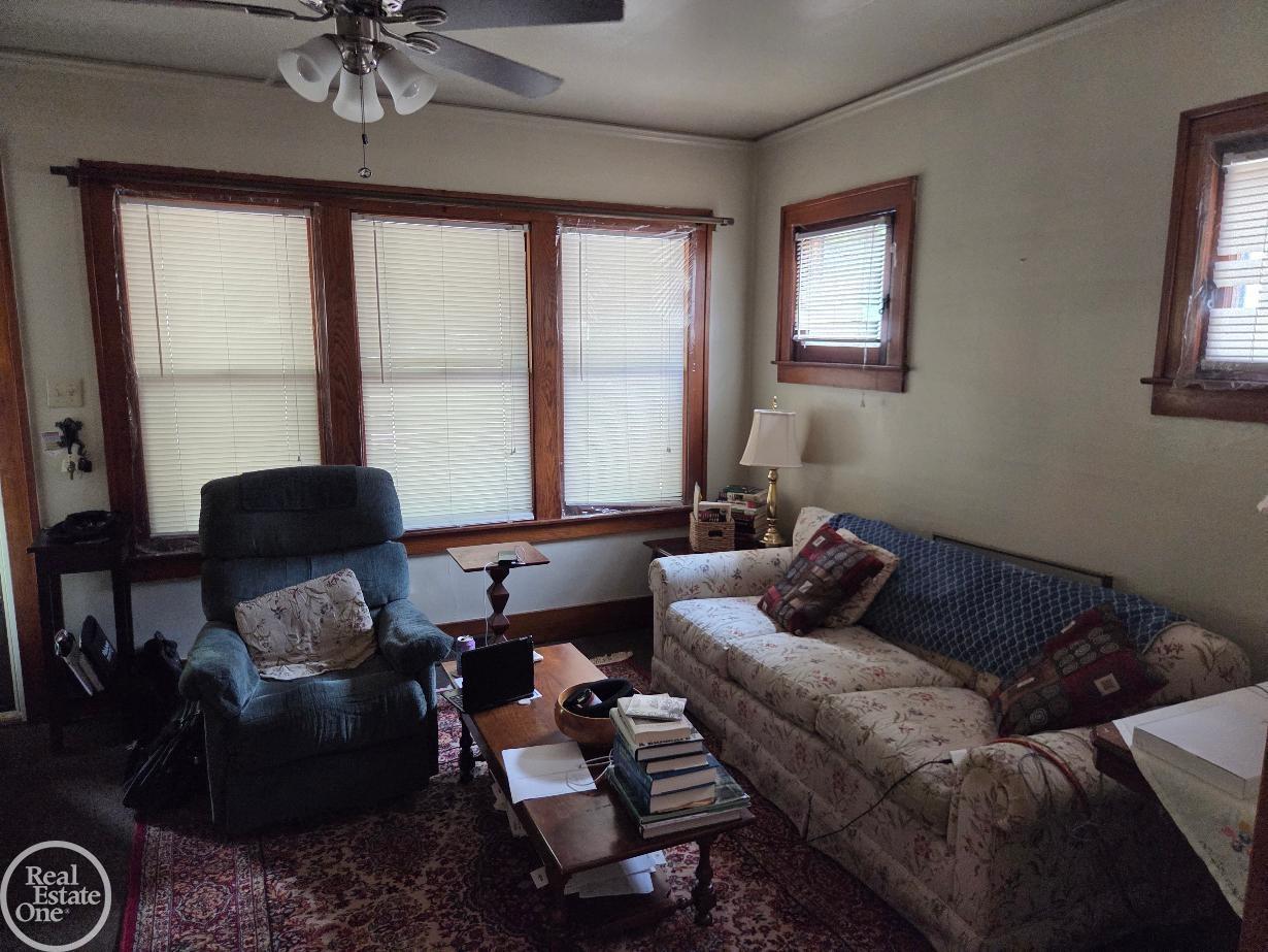 1949 Leitch Road Property Photo 4