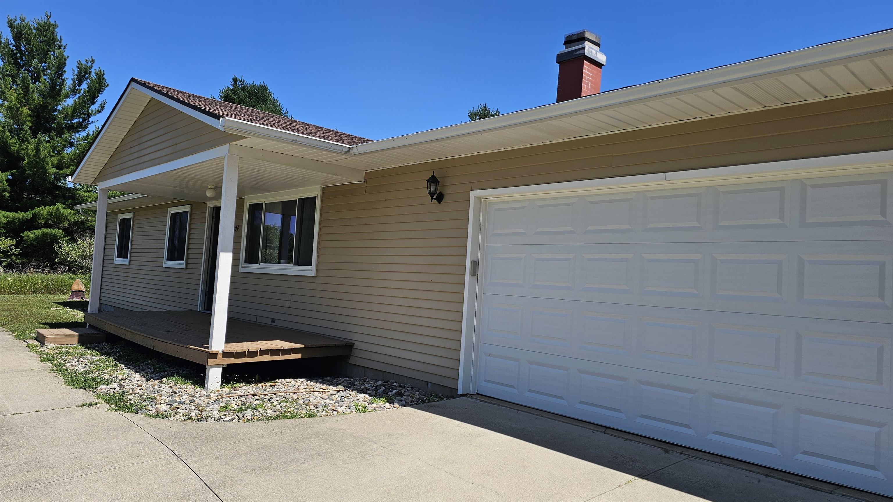 5304 Worchester Way Property Photo 3