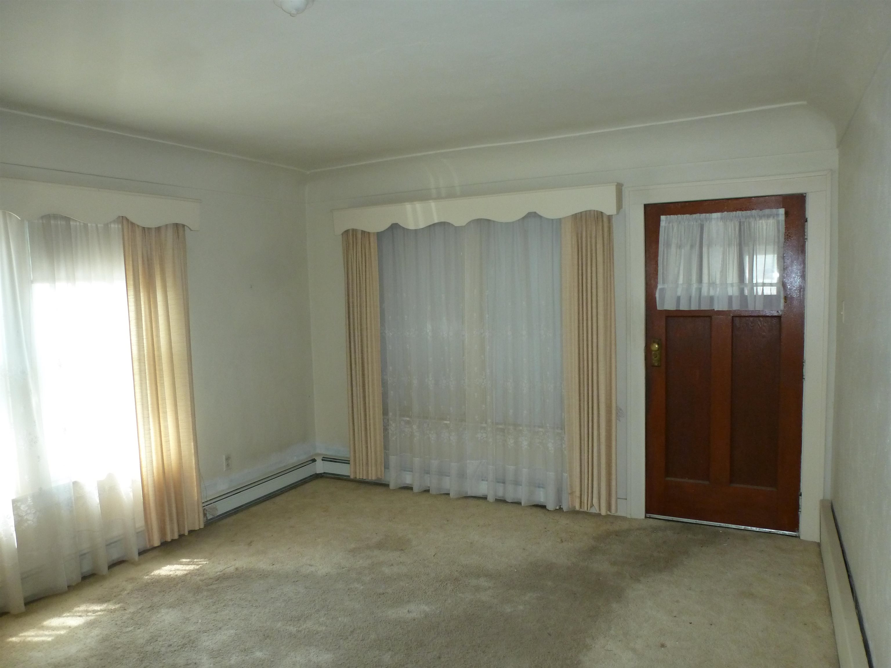 705 Stanton Street Property Photo 6