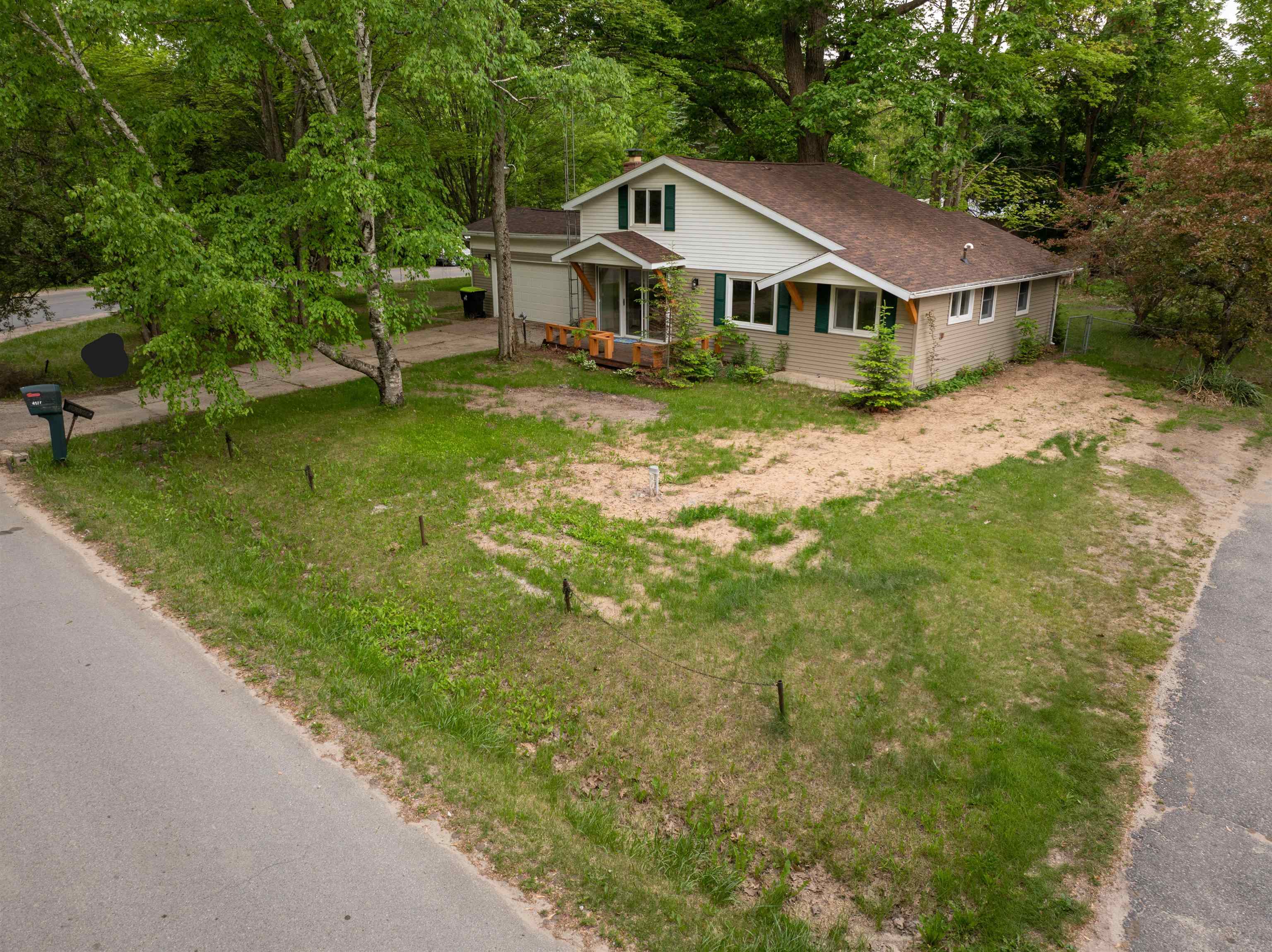 4177 Seminole Street Property Photo 2