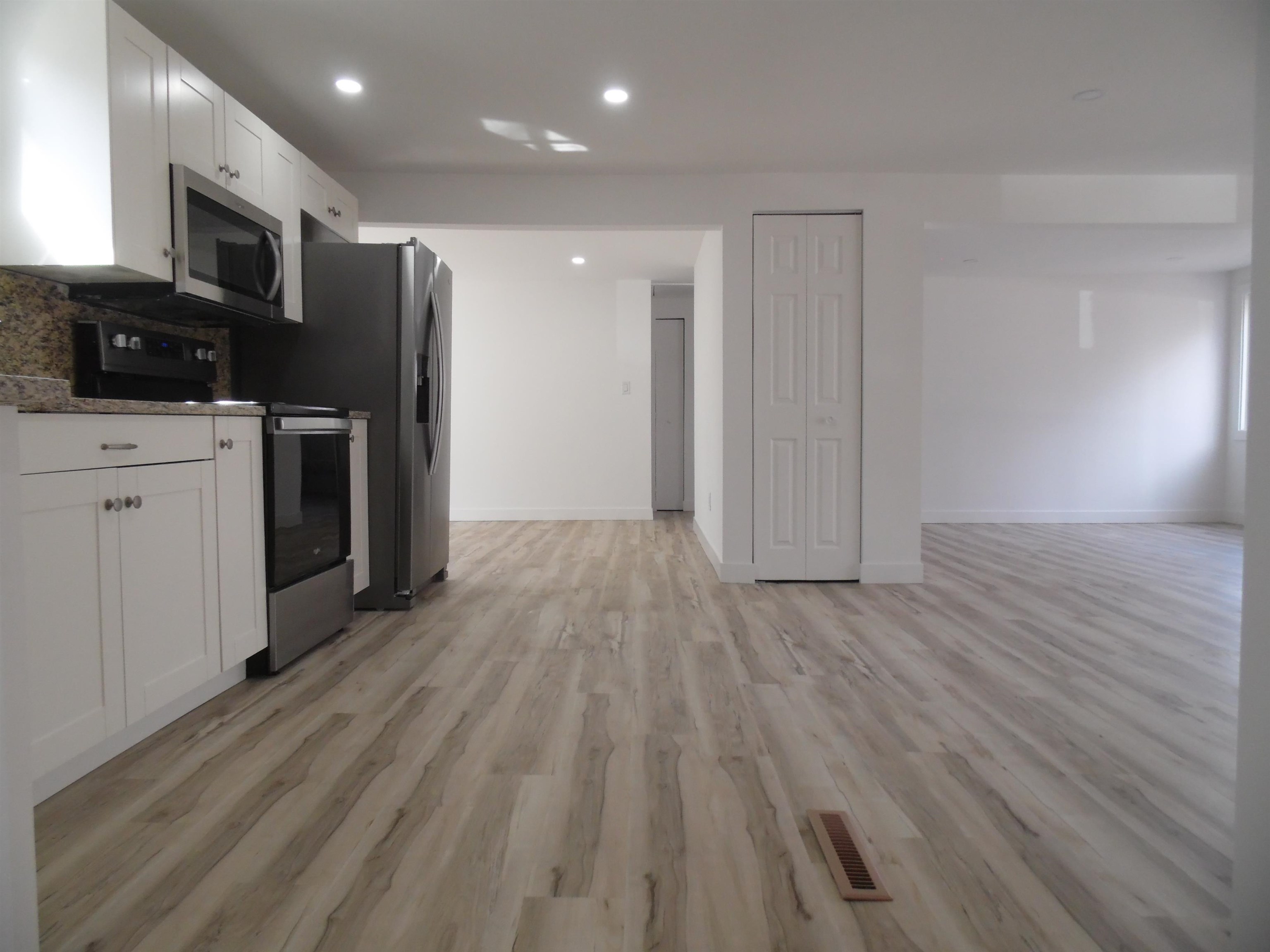 4177 Seminole Street Property Photo 12