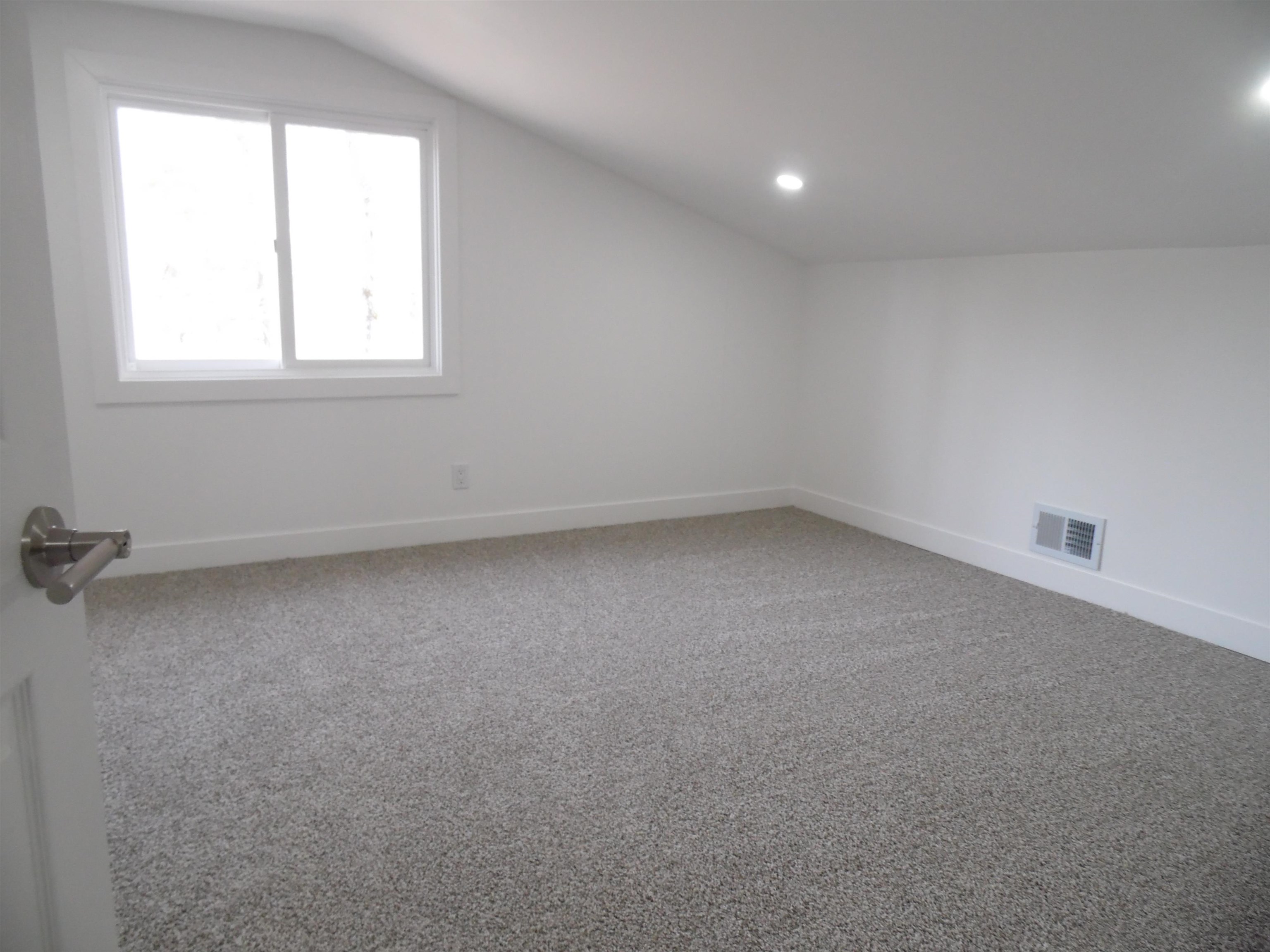 4177 Seminole Street Property Photo 36