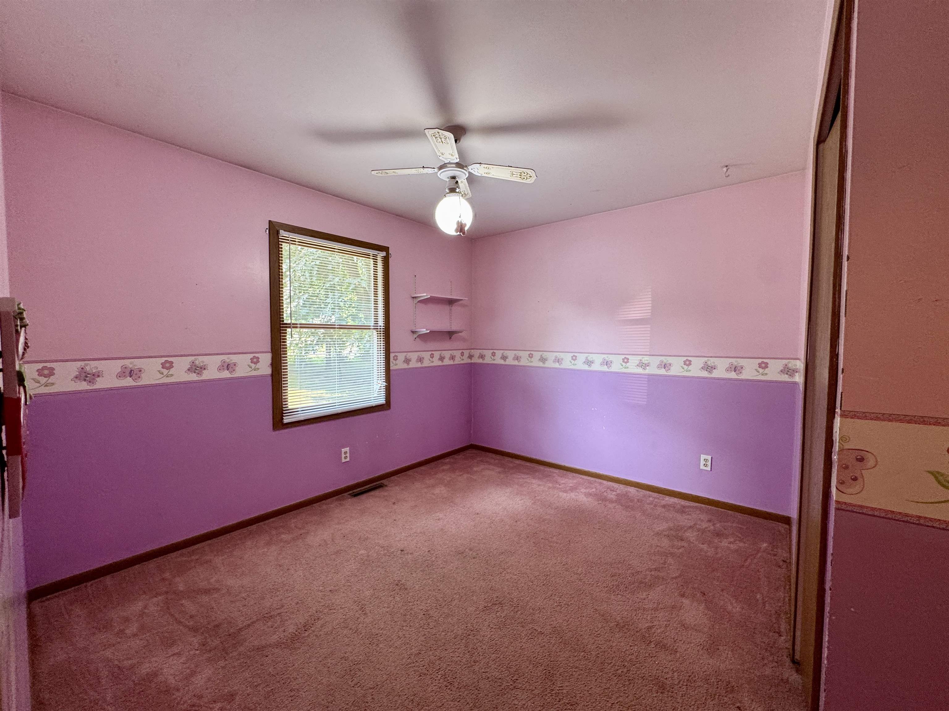 1365 E Burt Road Property Photo 10