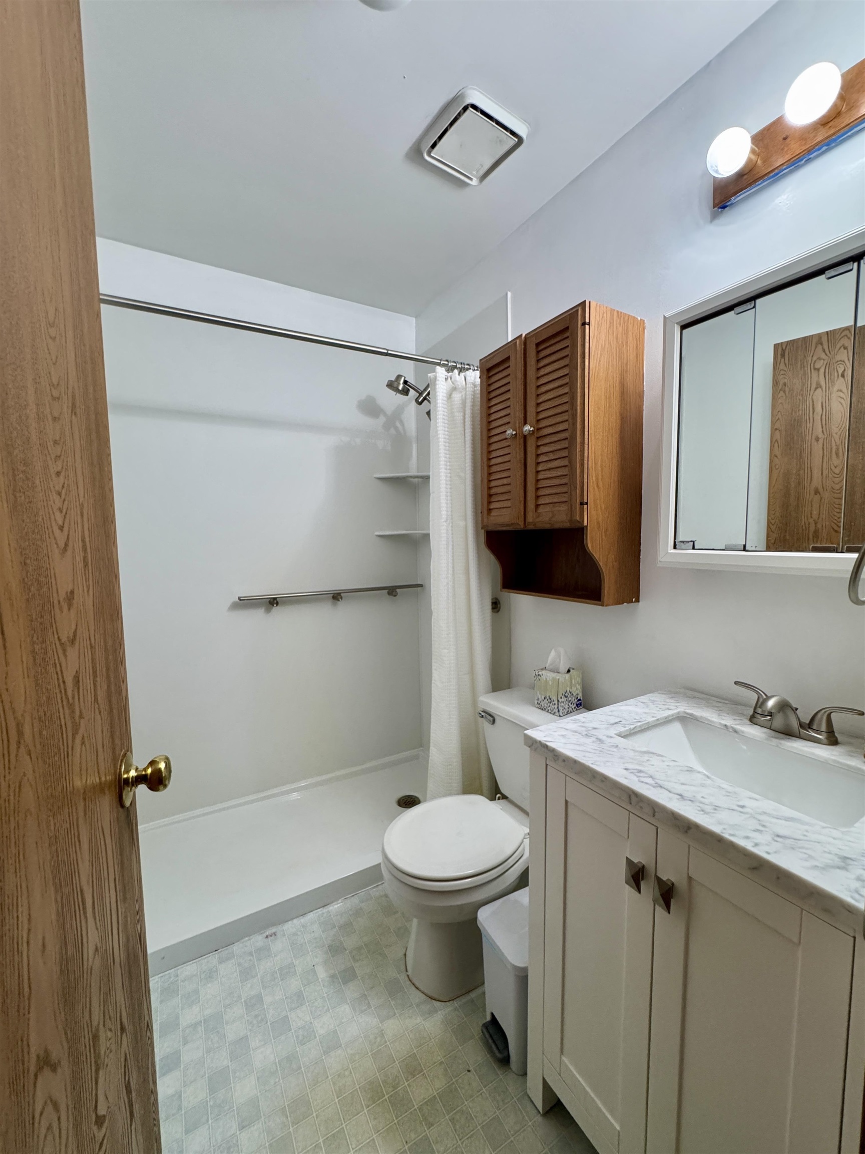 1365 E Burt Road Property Photo 12