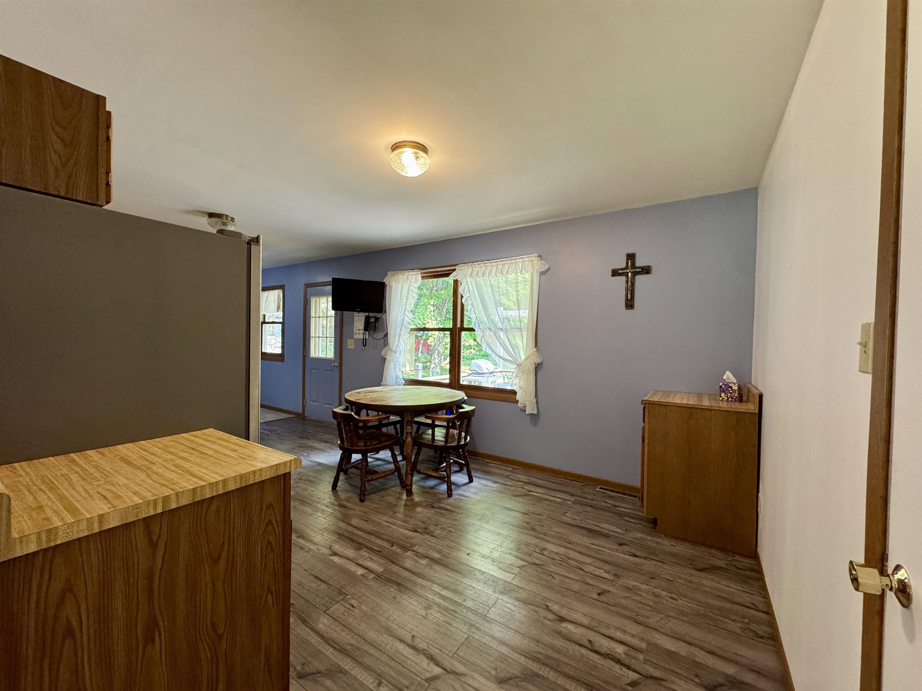 1365 E Burt Road Property Photo 14