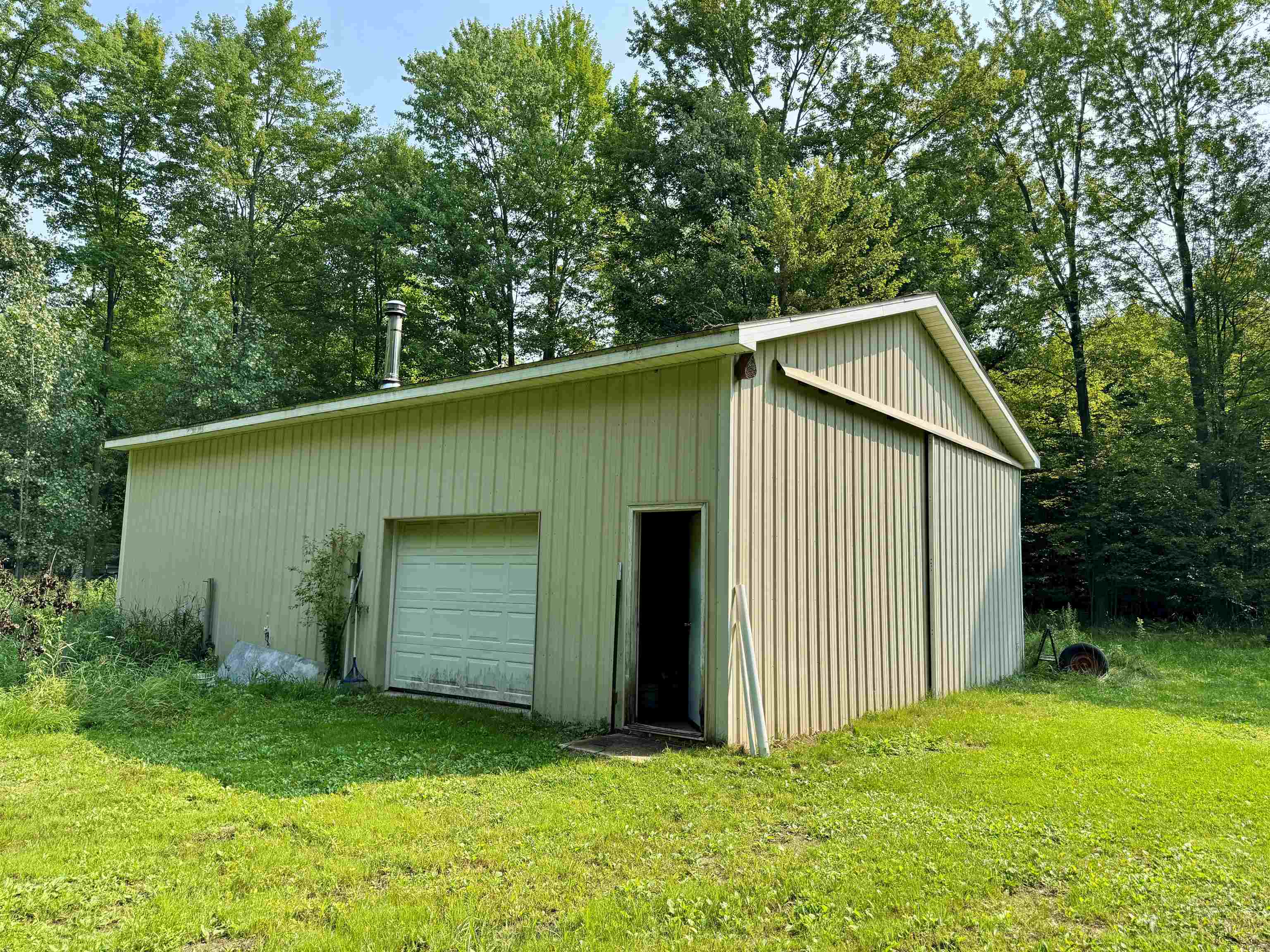 1365 E Burt Road Property Photo 20