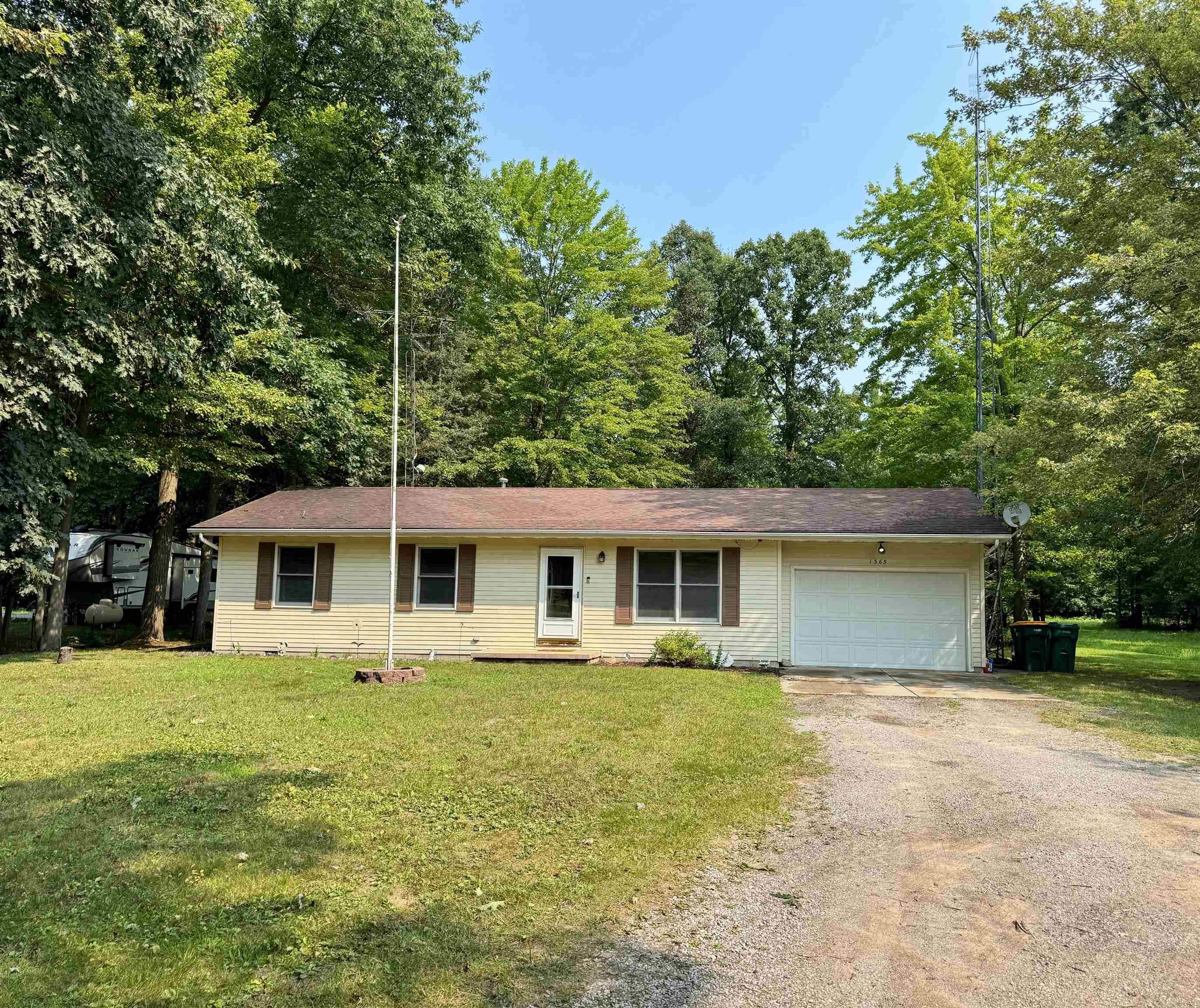 1365 E Burt Road Property Photo 24