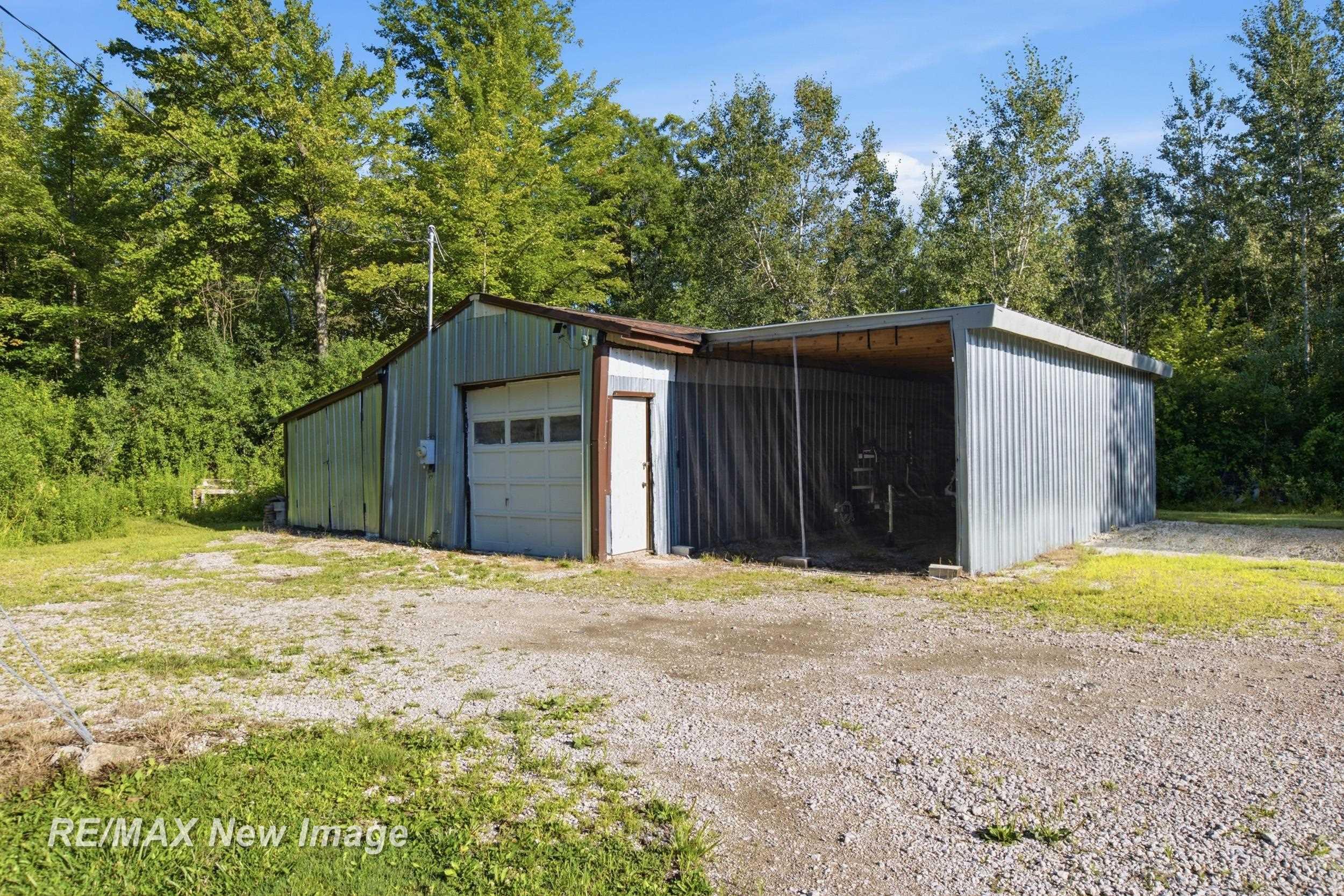 740 W Pine River Road Property Photo 33