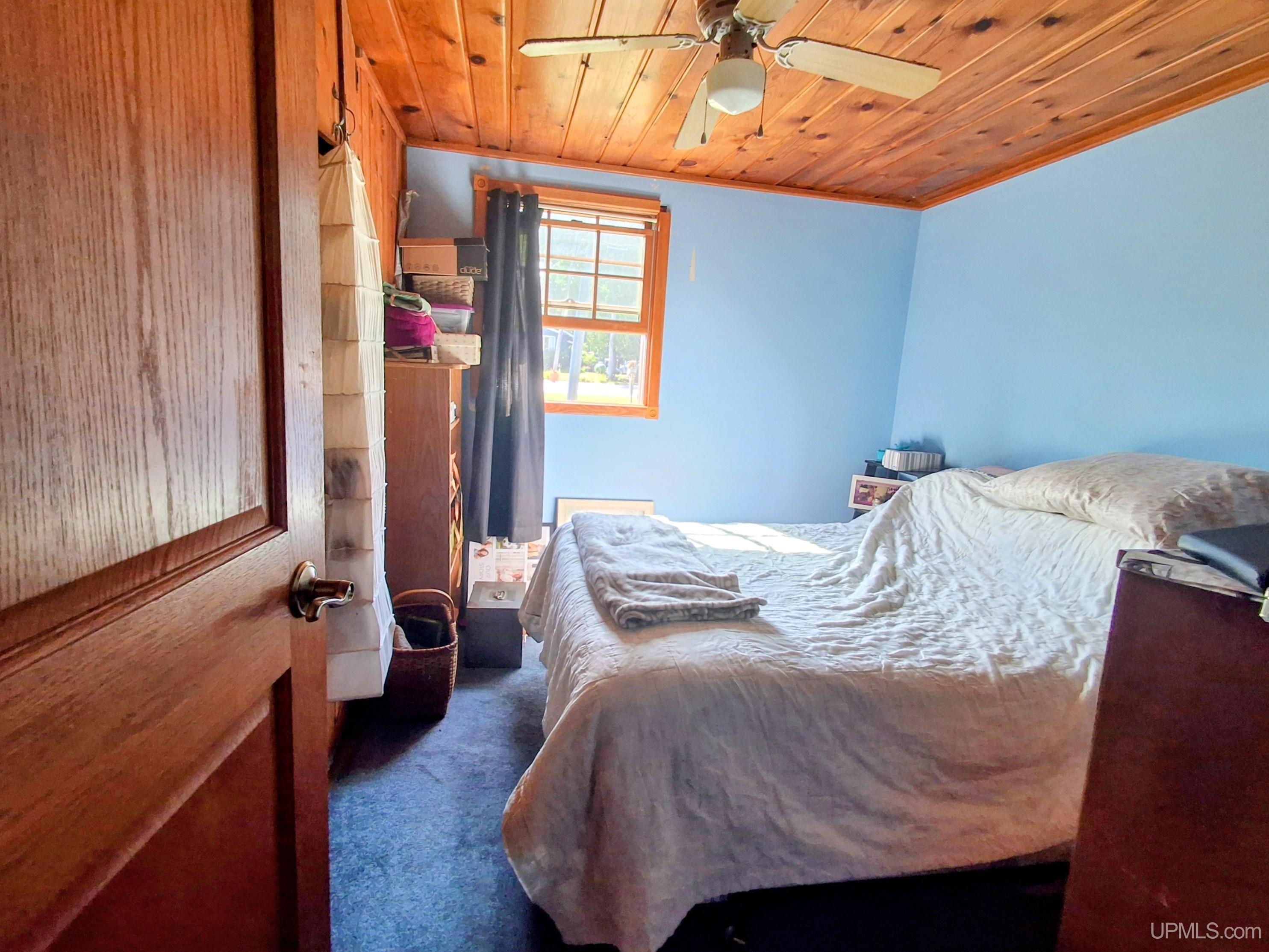6446 State Street Property Photo 11