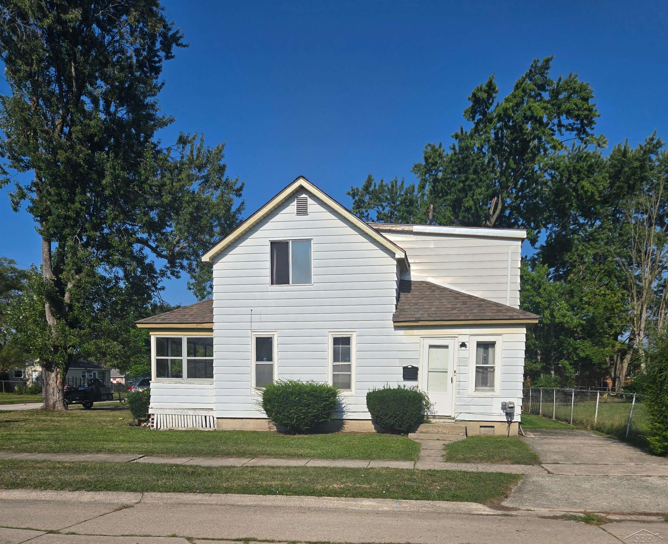 519 Bradley Street Property Photo 1