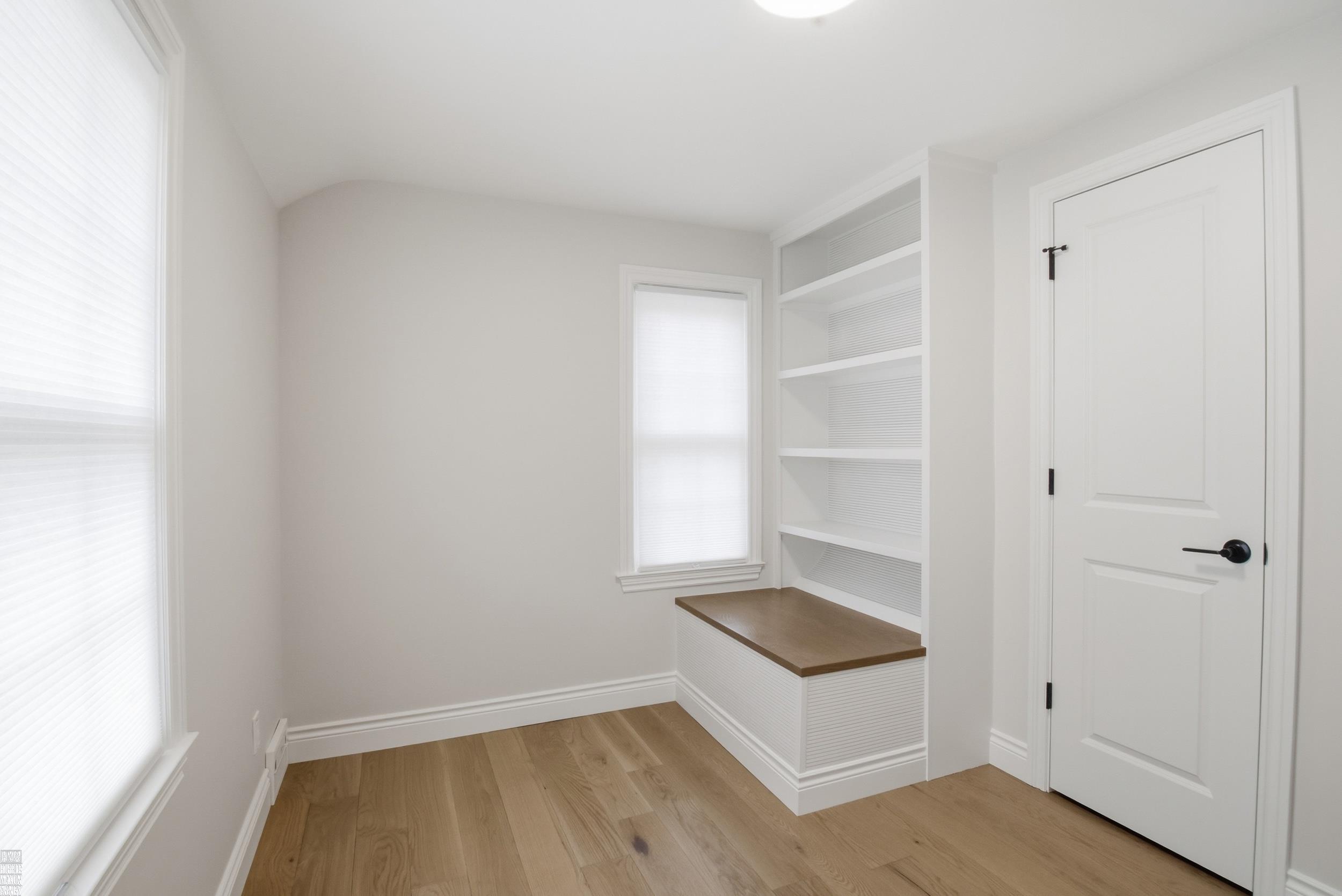 1342 Hollywood Avenue Property Photo 17