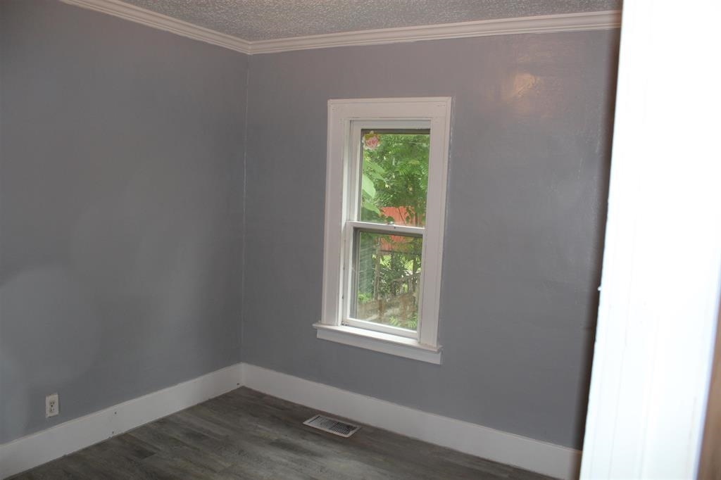 901 North Street Property Photo 6