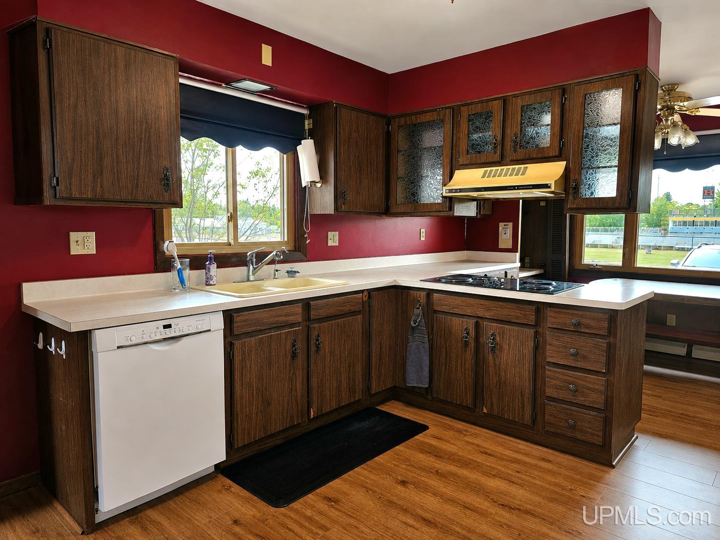 613 N 5th Avenue Property Photo 11